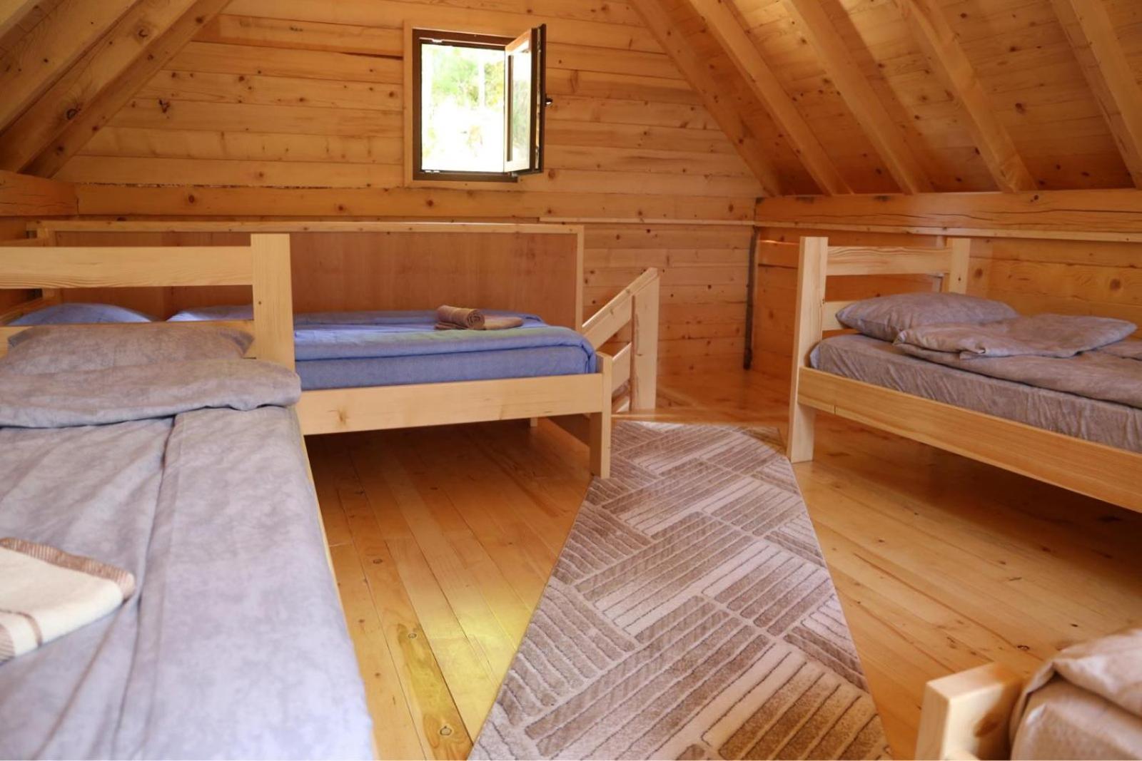 Cottages Kriva Breza