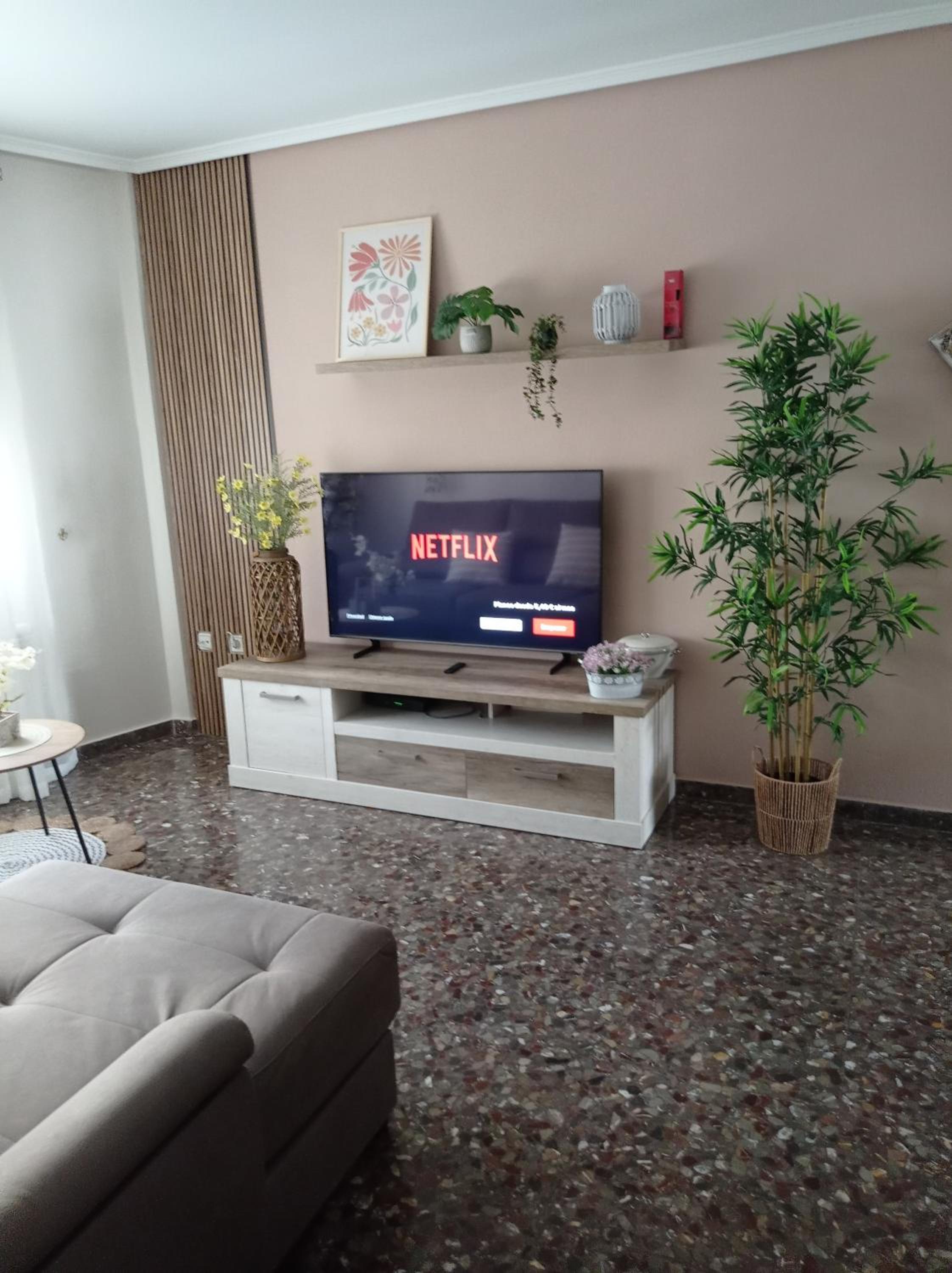 Feriado, apartamento con parking incluido