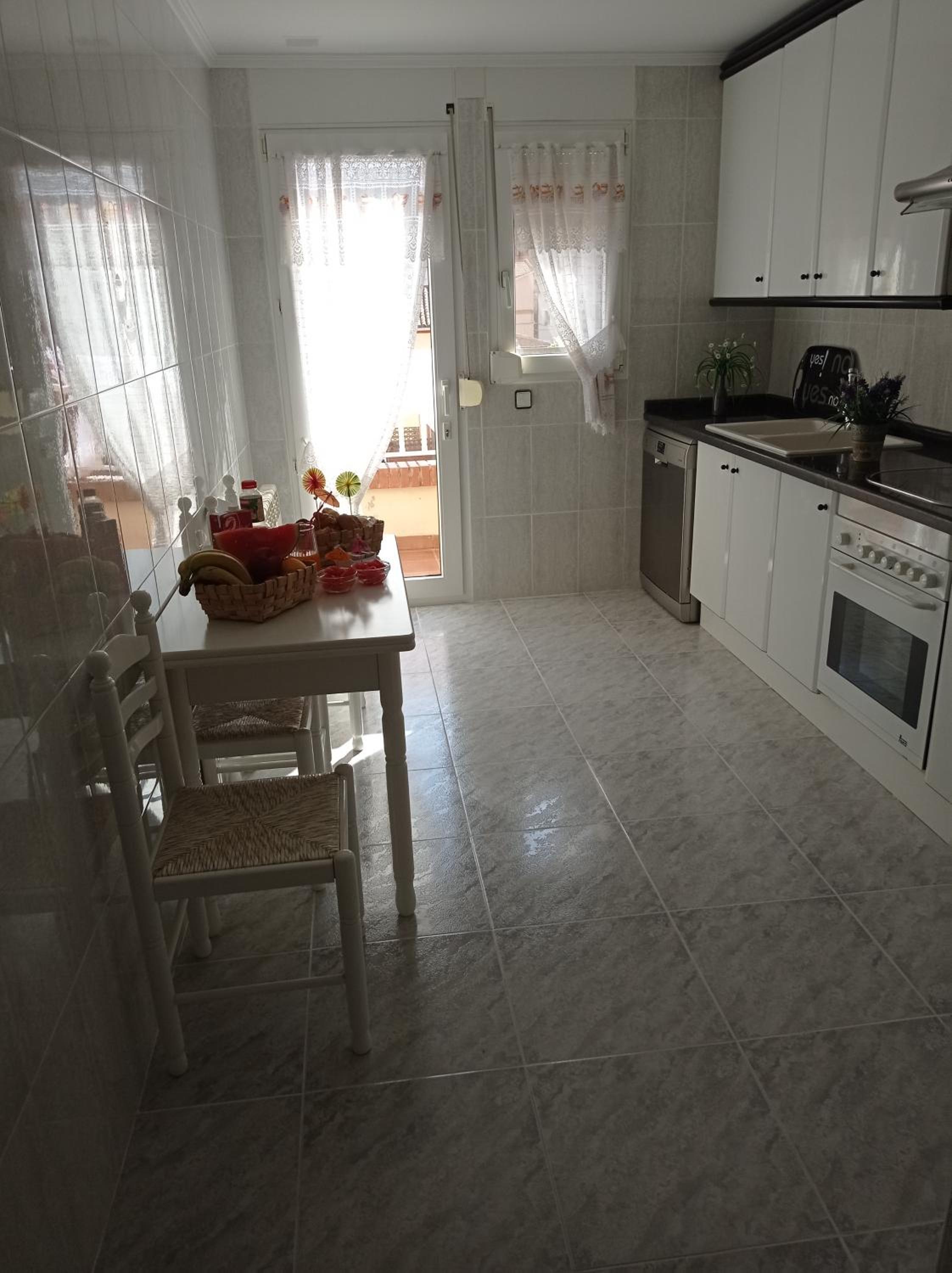 Feriado, apartamento con parking incluido