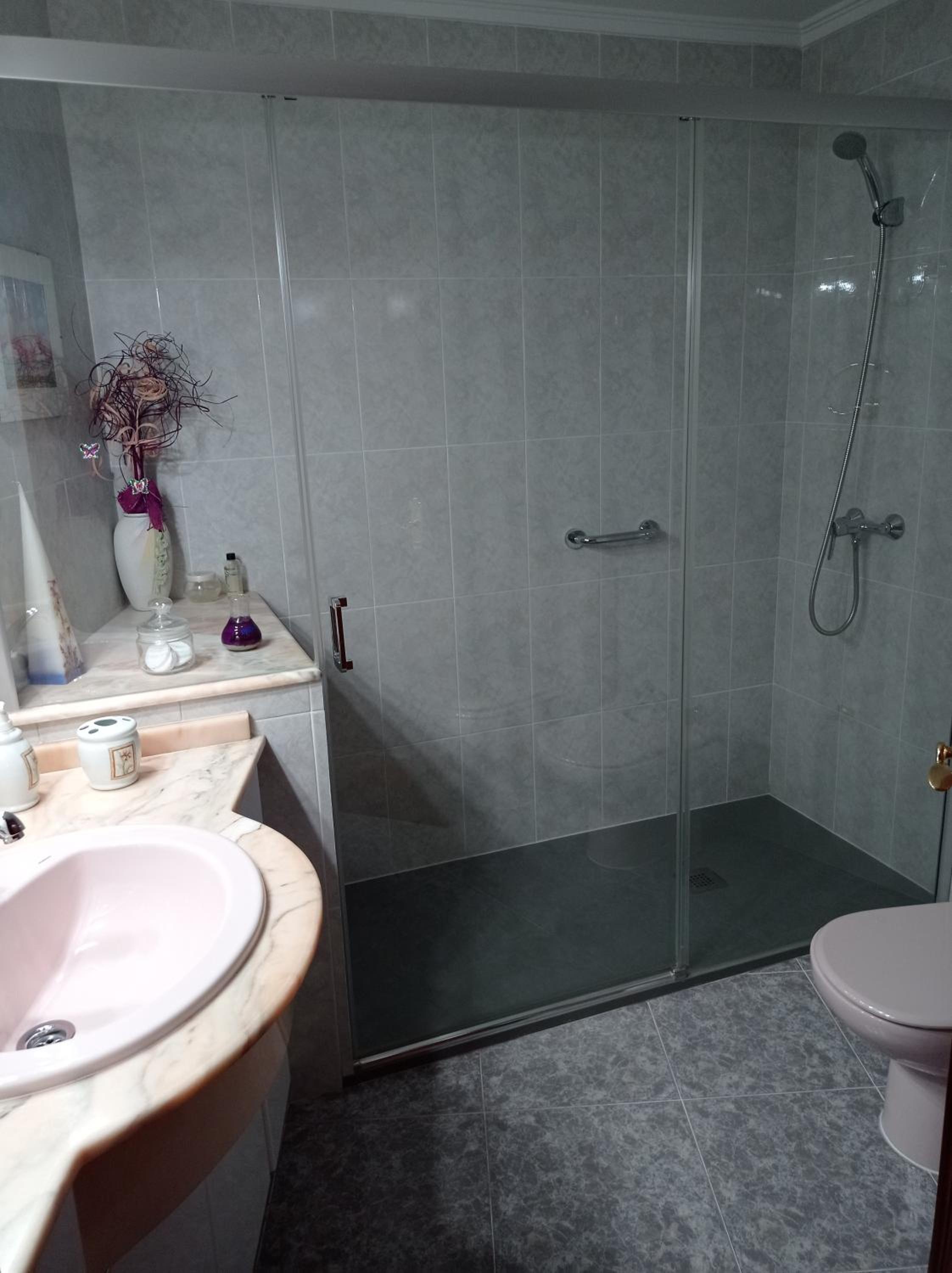 Feriado, apartamento con parking incluido