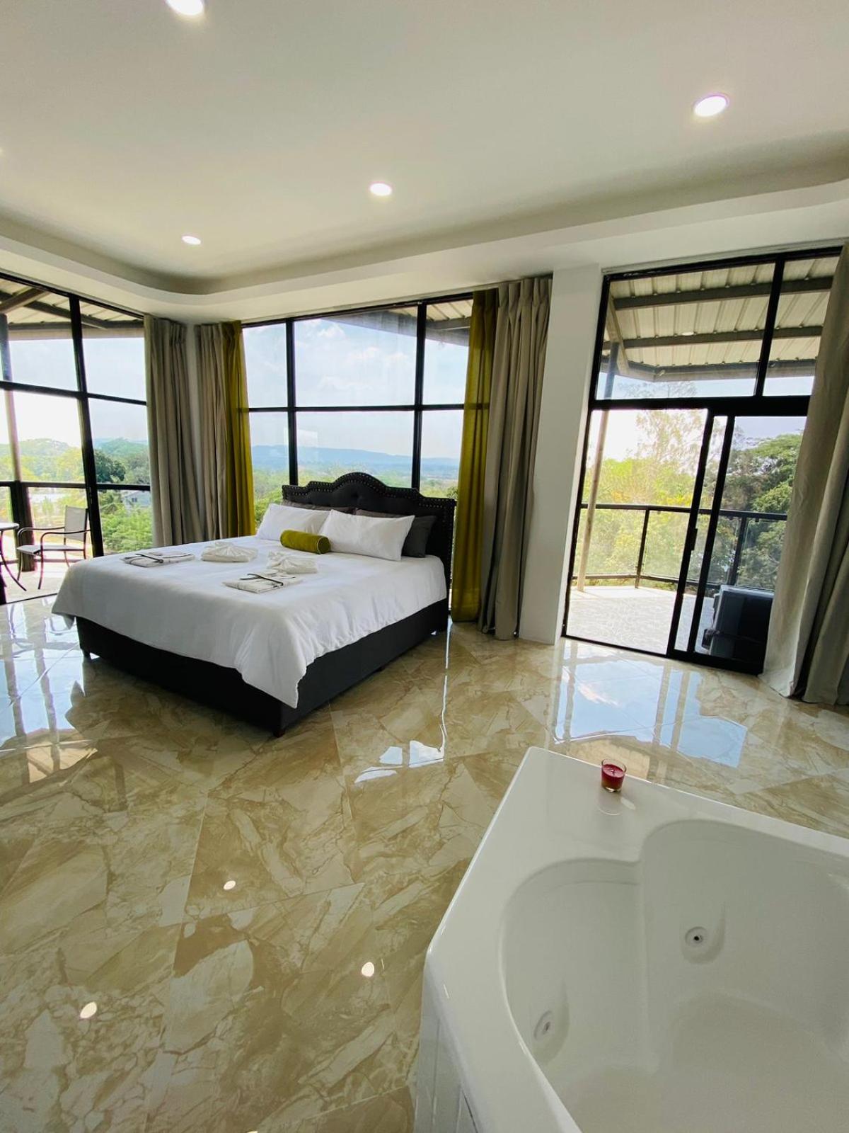 Belize Vacations - The Alexandria Marquis Hotel and Resort - Property Image 2