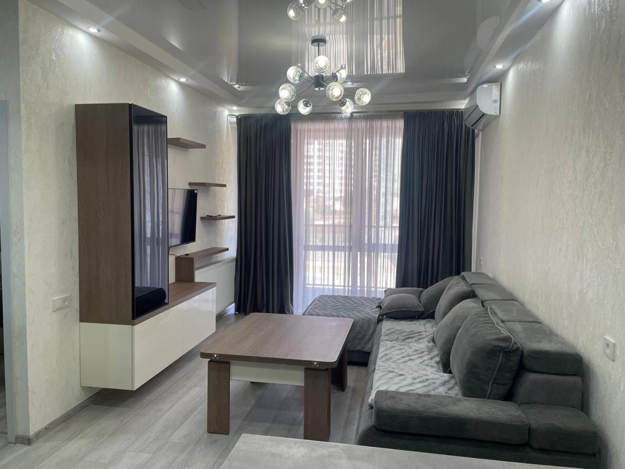 Apartment in Tbilisi, Gldani view 2