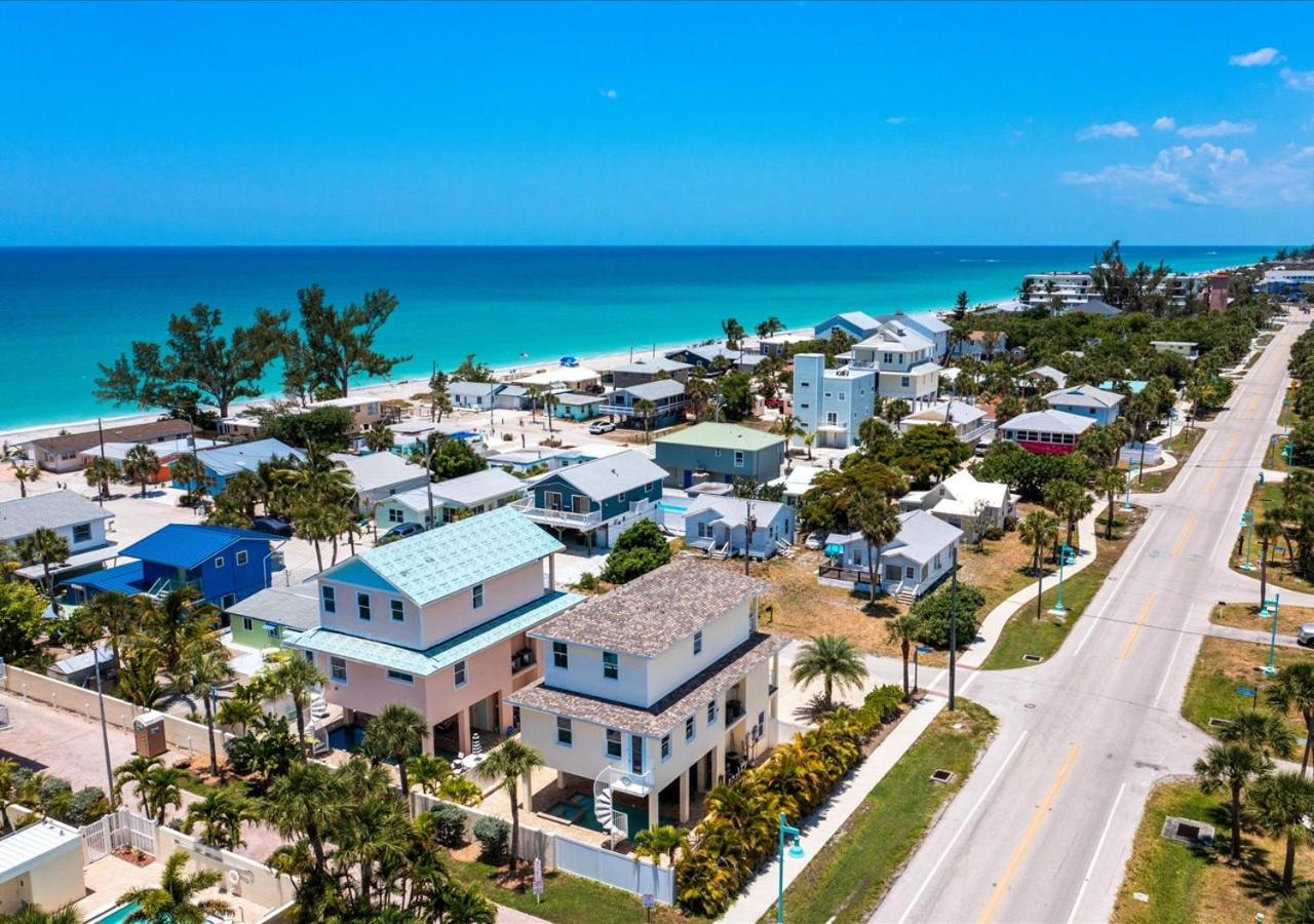 Sand Dollar Siesta-walk to beach less than 1 min! view 4