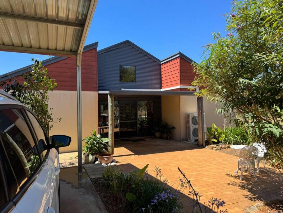 The Homestead at Dalton's Paddock