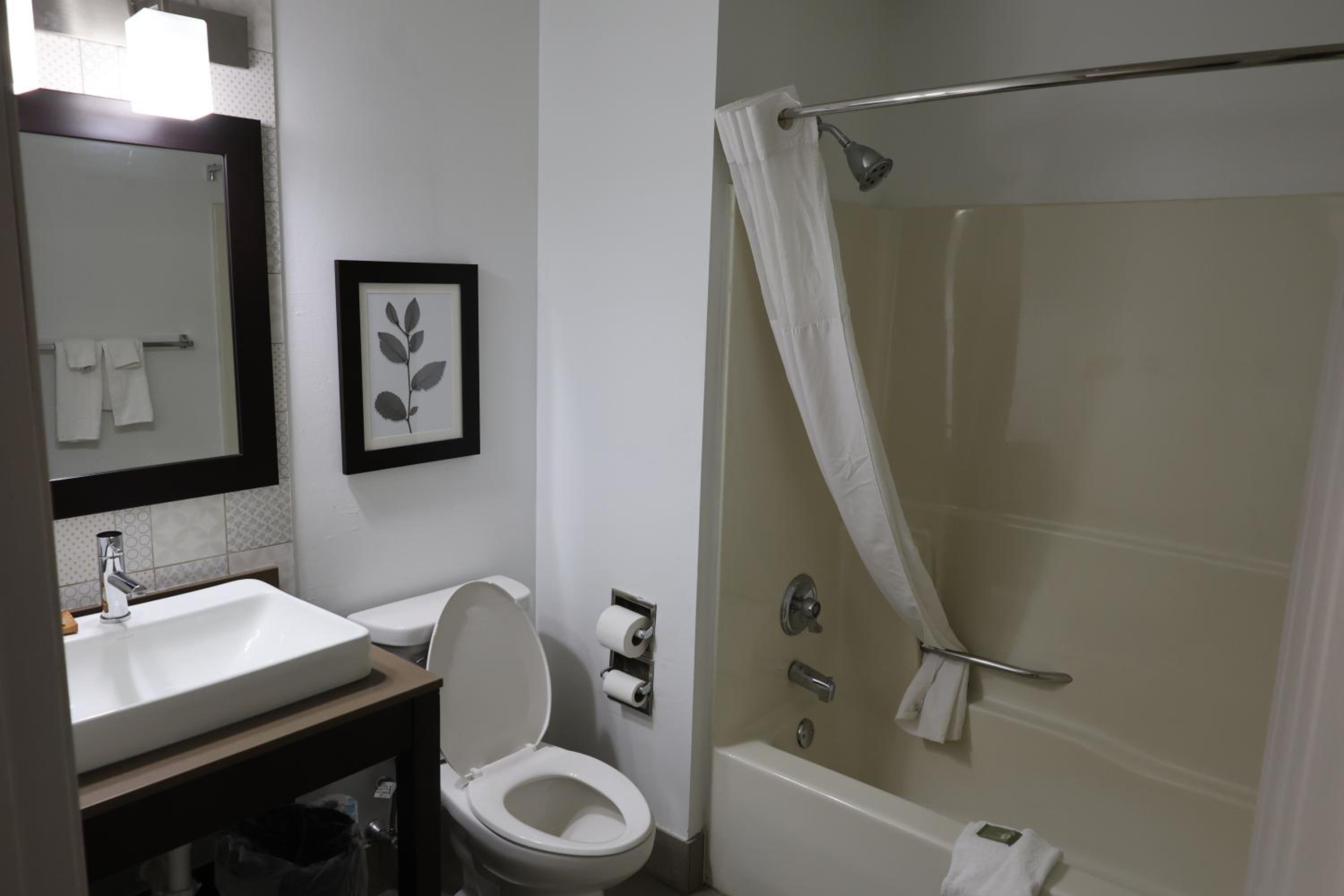 Country Inn & Suites by Radisson, Sparta, WI
