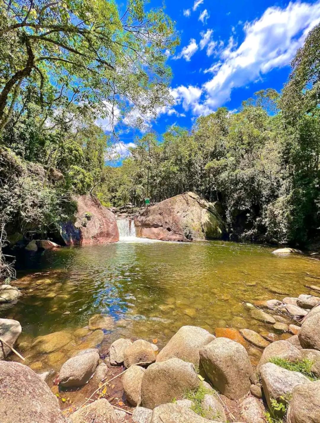 Casa Excelente Localização em Maringá RJ