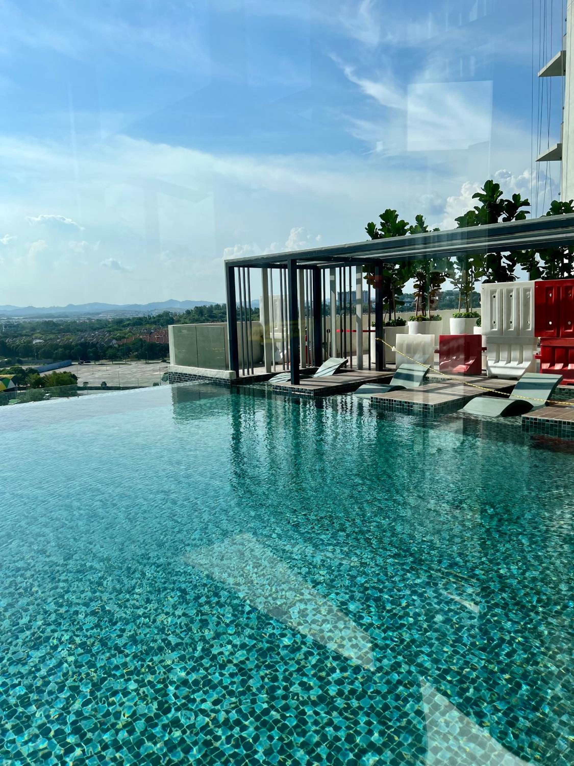 Sunsuria Forum Premium Soho 3Pax