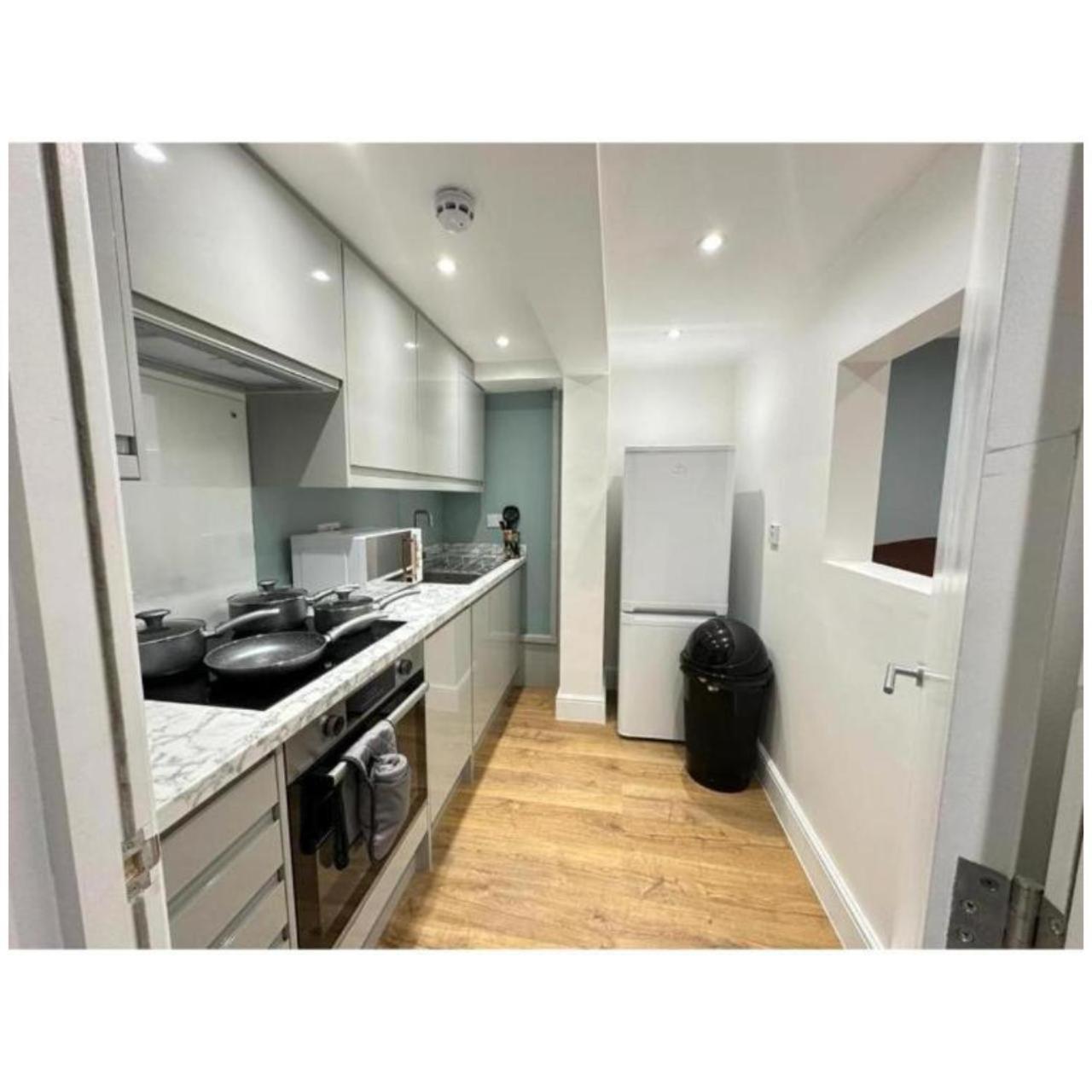 FB- Spacious 2 Bed Flat Near Edgware Road