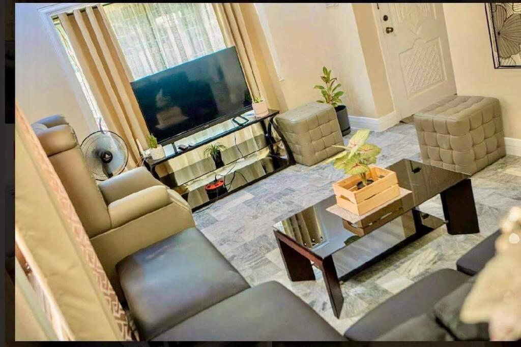 Abucay Guests House