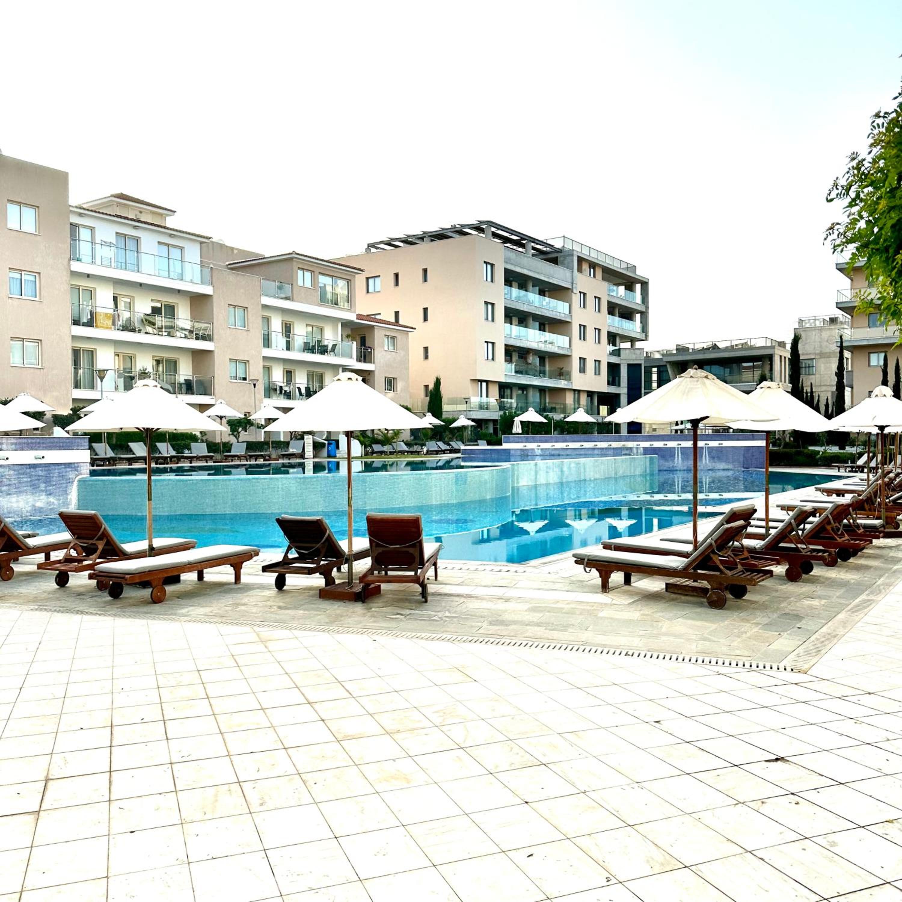 Hotel ELYSIA PARK - 2 BED SEAVIEW APT - Image 1