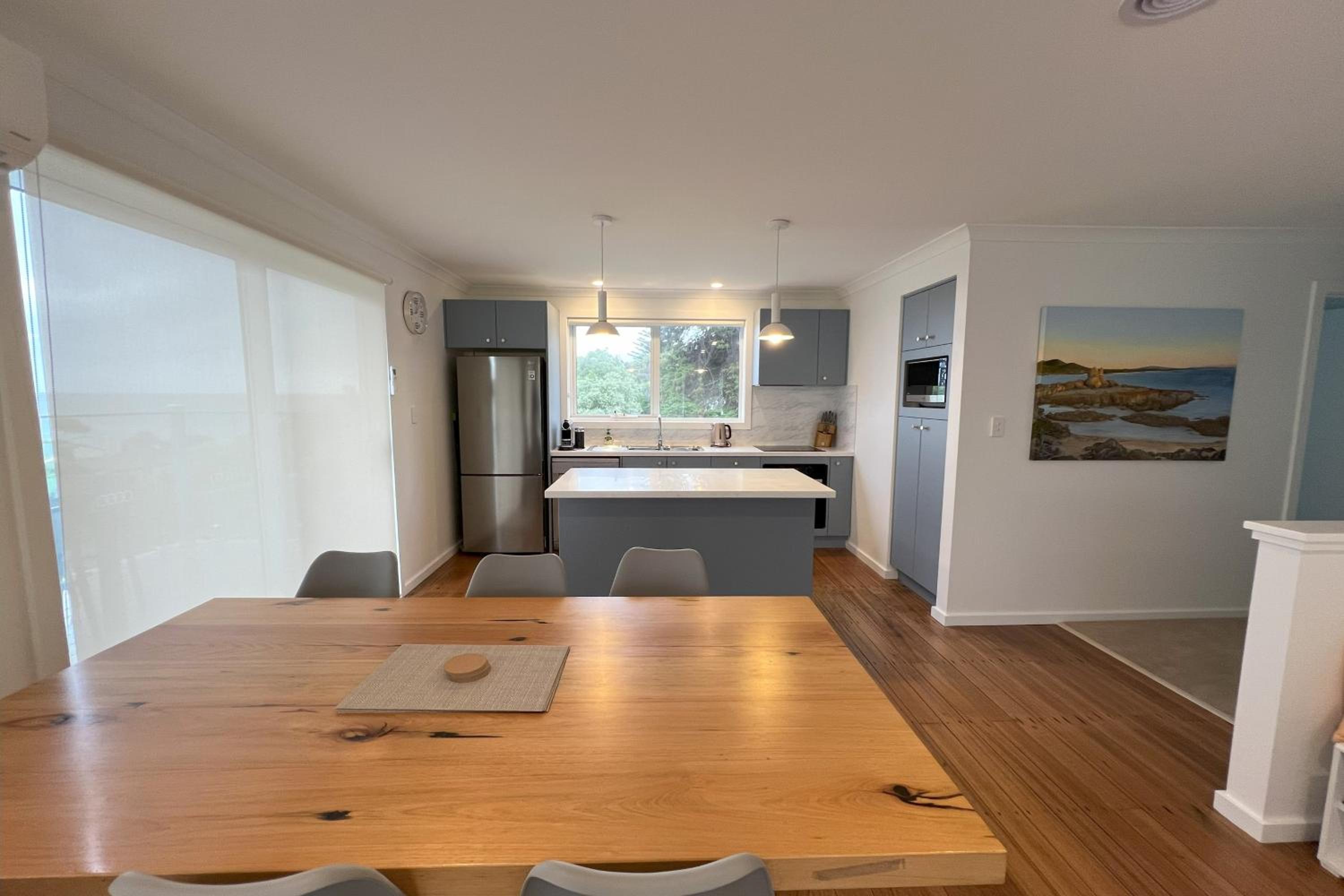 TOP DECK - Panoramic water views of the Bay of Fires