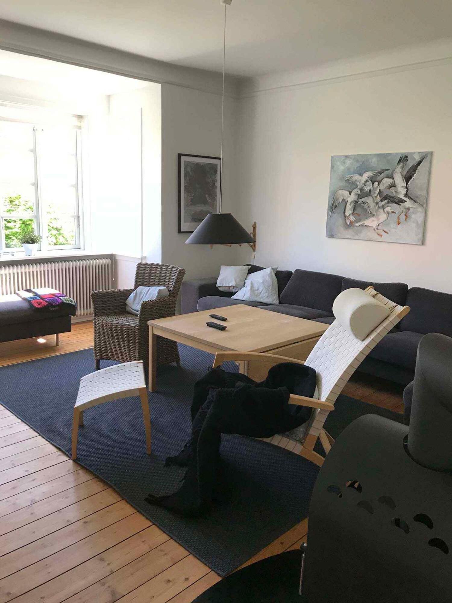 Family-Friendly Villa In Quiet Neighbourhood