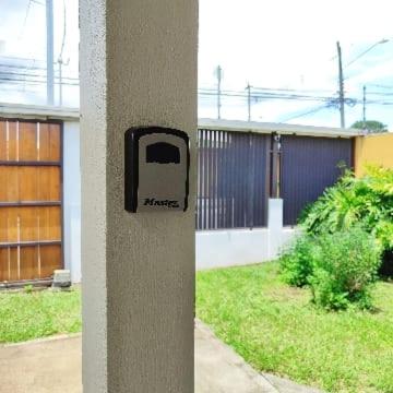 Hojas Verdes Rental House Excelente ubicación cerca de Campo Ferial Palmares