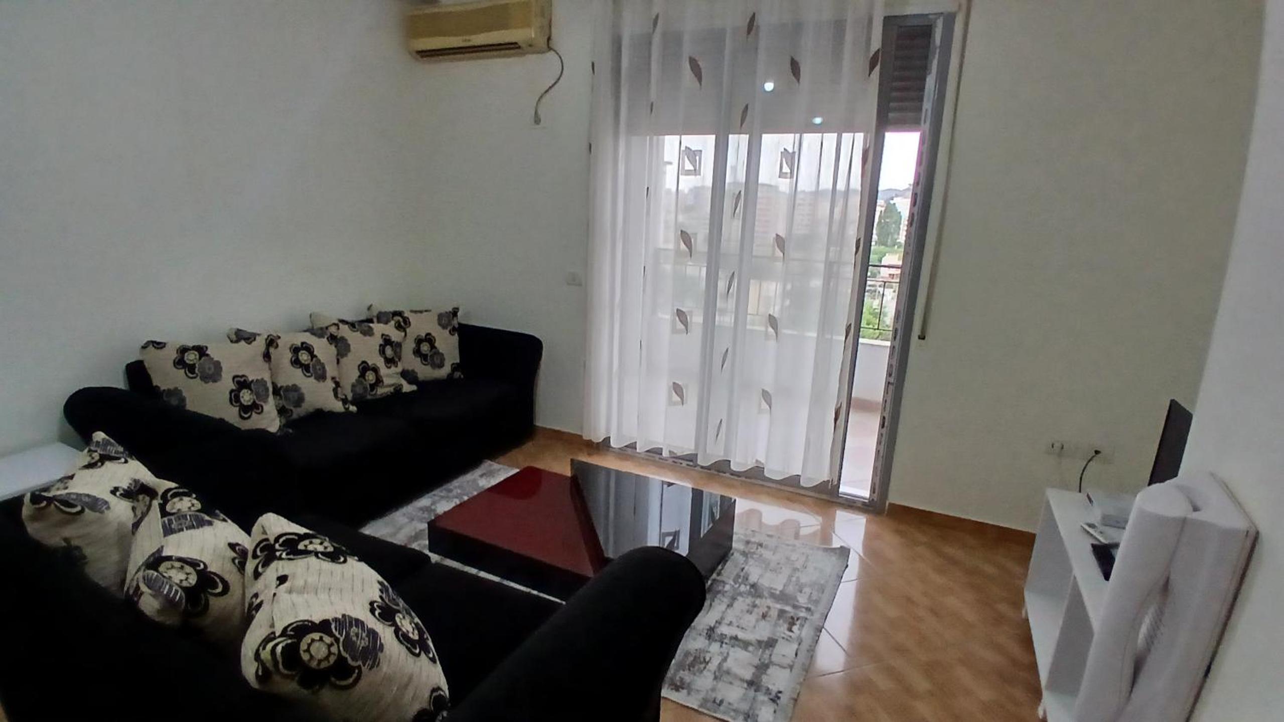 Aprtament for rent