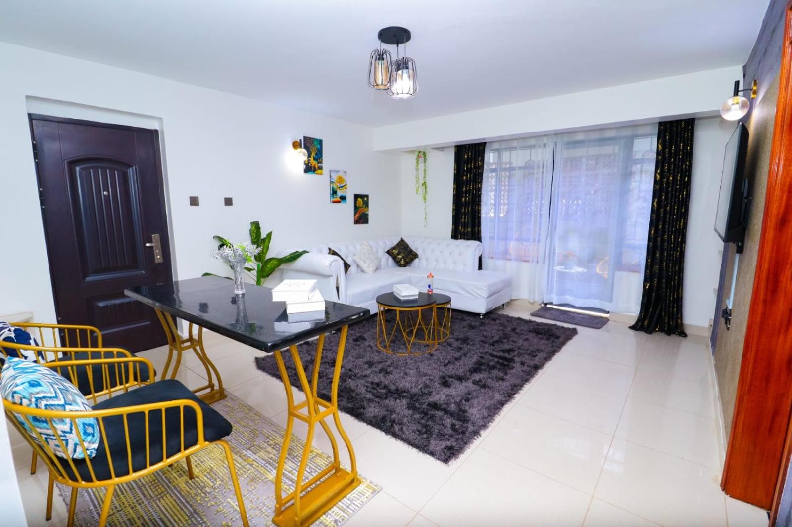 Westland's 1bedroom- Best Rated Lounge view 4