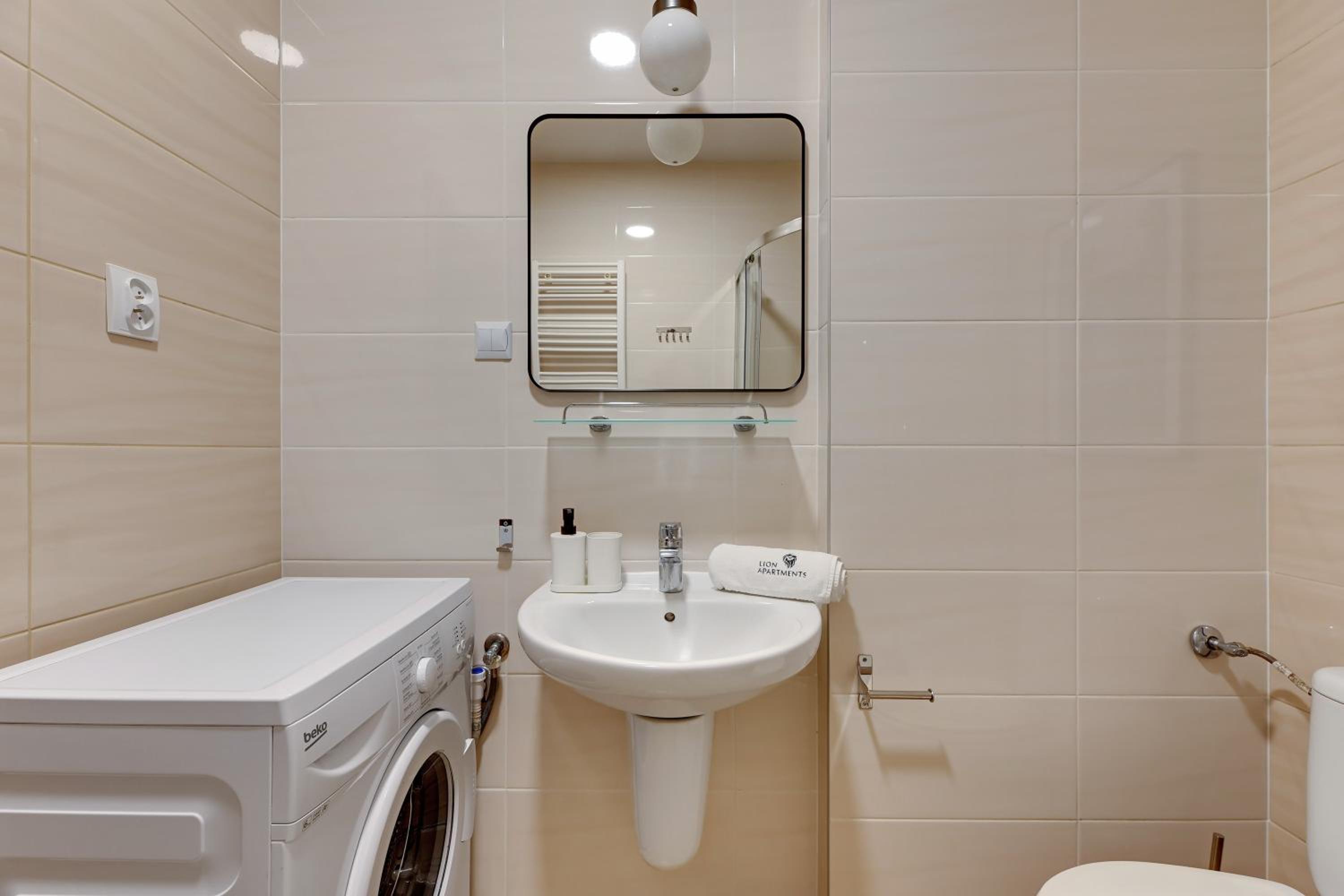 Palm Beach Apartments with terrace & parking by Lion Apartments