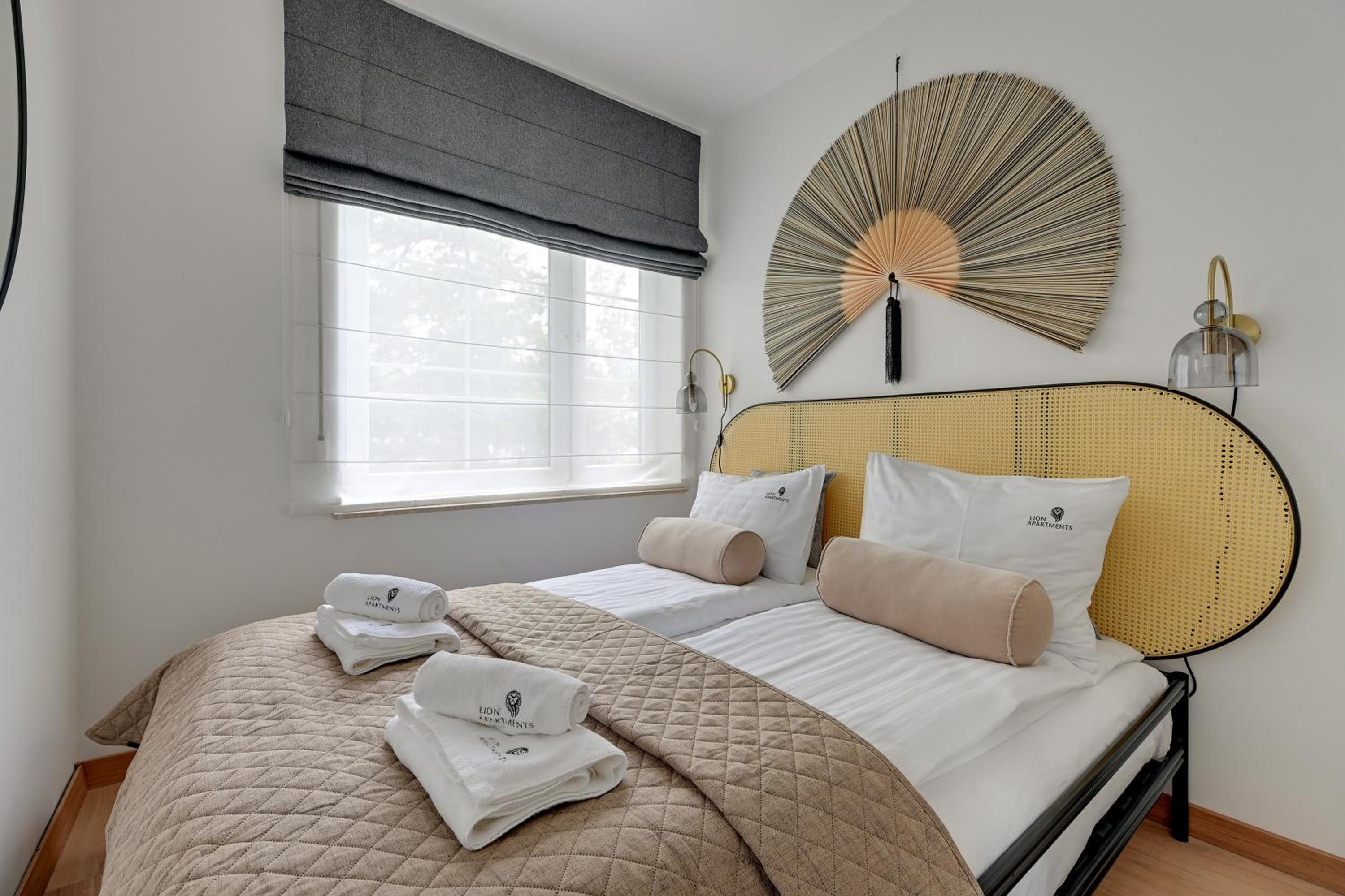 Palm Beach Apartments with terrace & parking by Lion Apartments