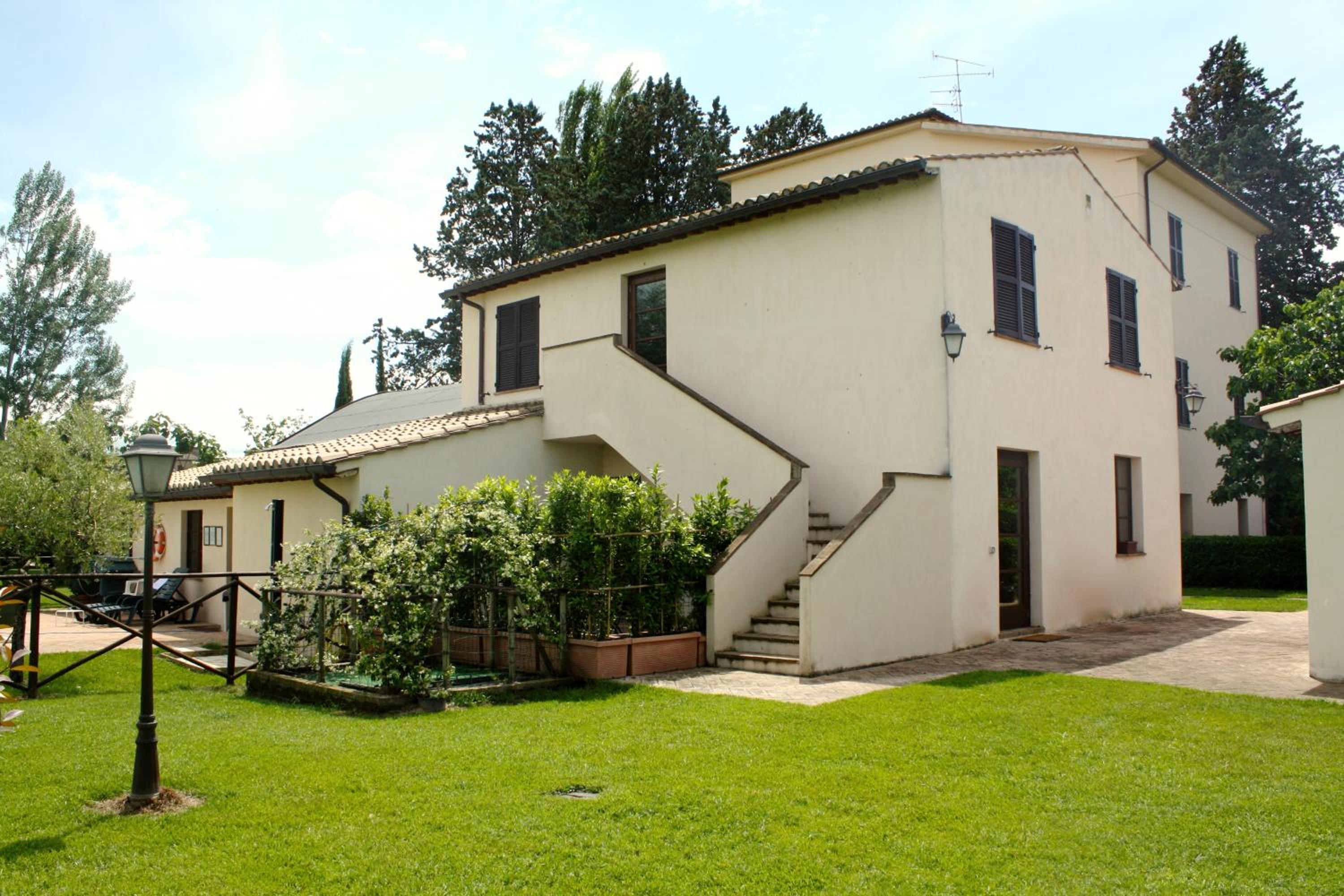 Photo 27