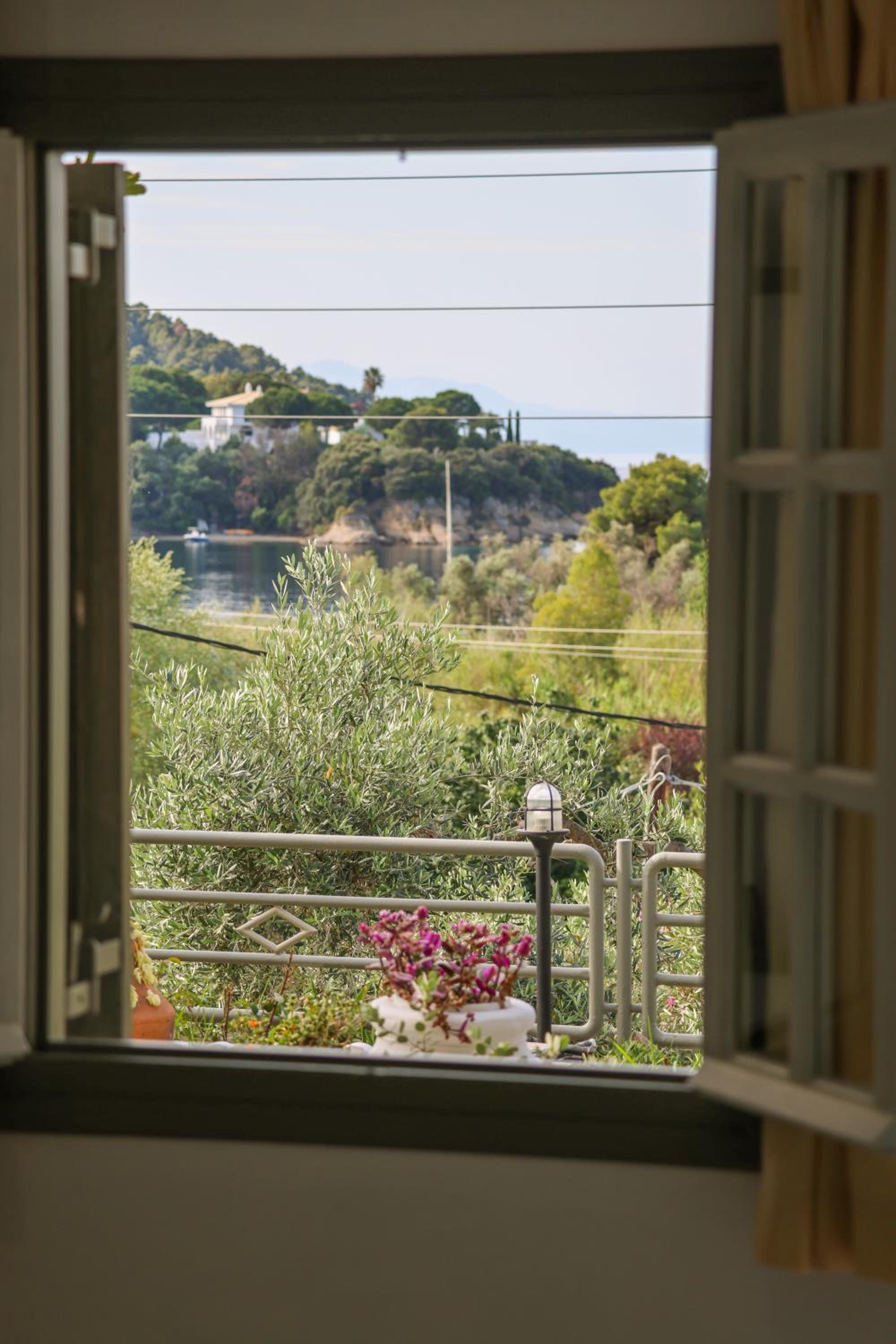 Studios Villa Eleni view 5