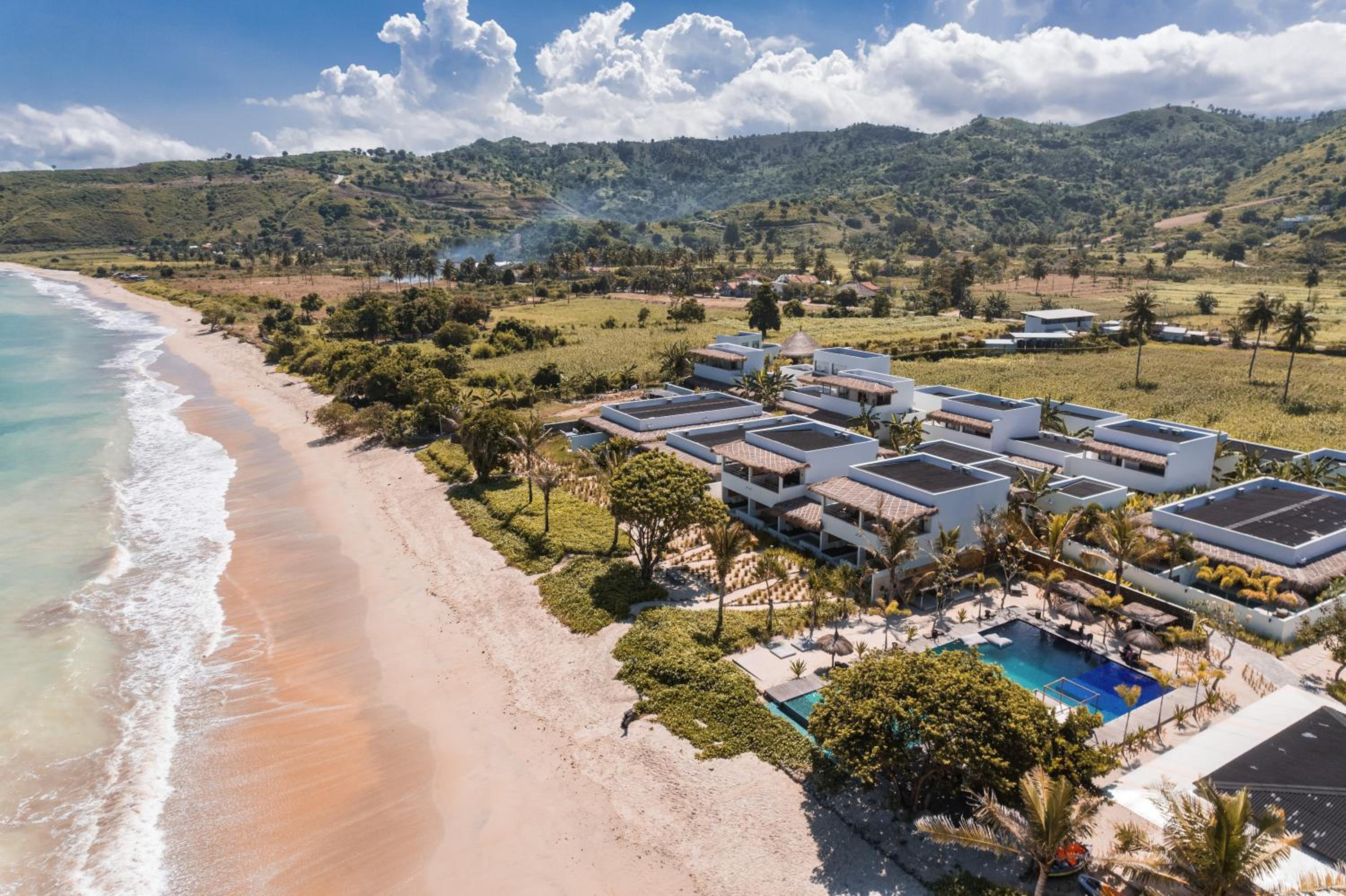 Amber Lombok Beach Resort view 3