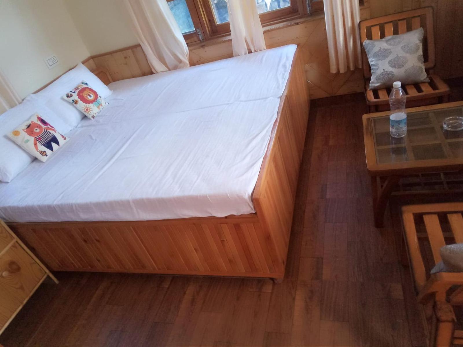 Photo 9