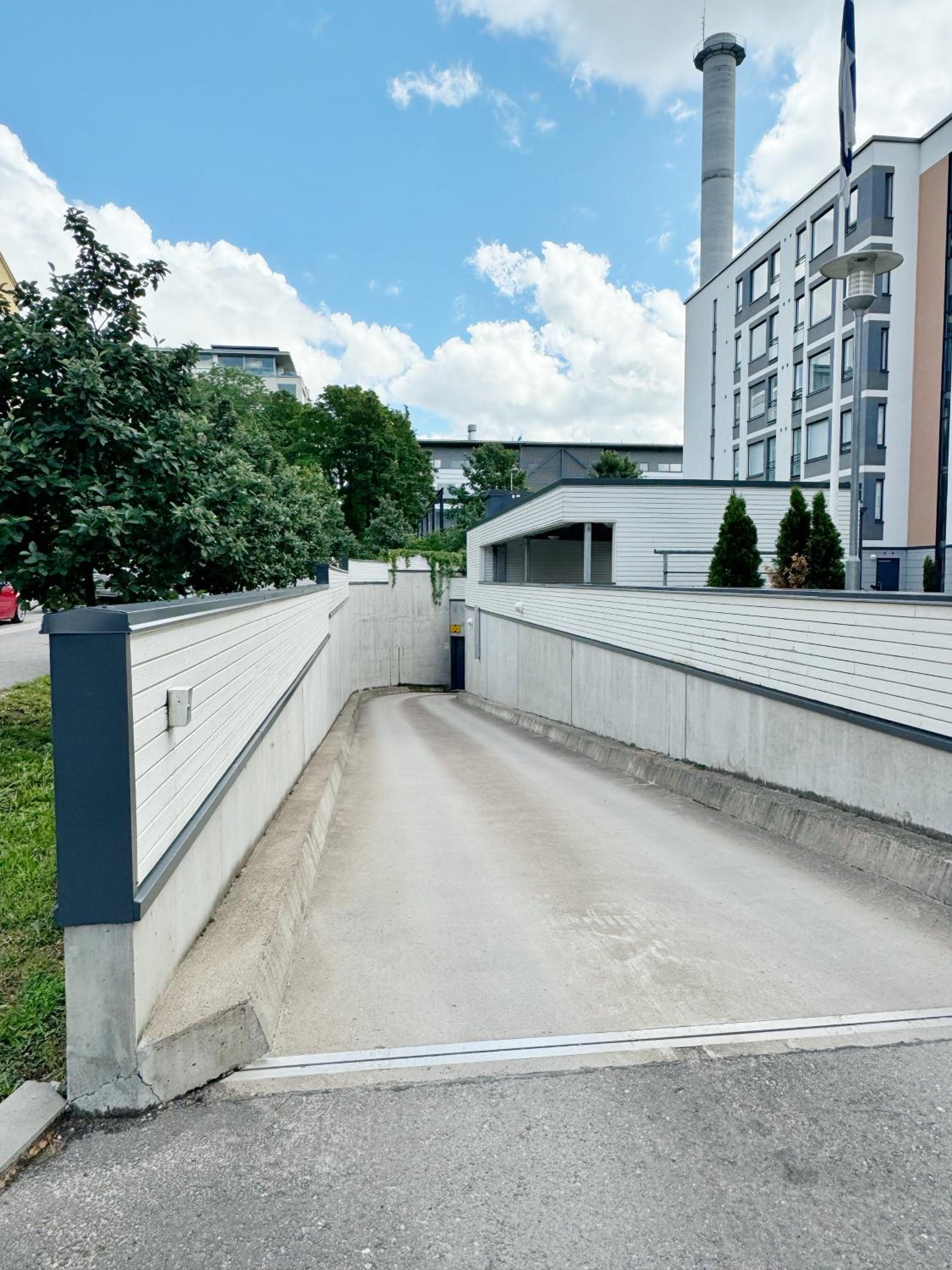Port Arthur - Apartments, Free Parking Garage included view 2