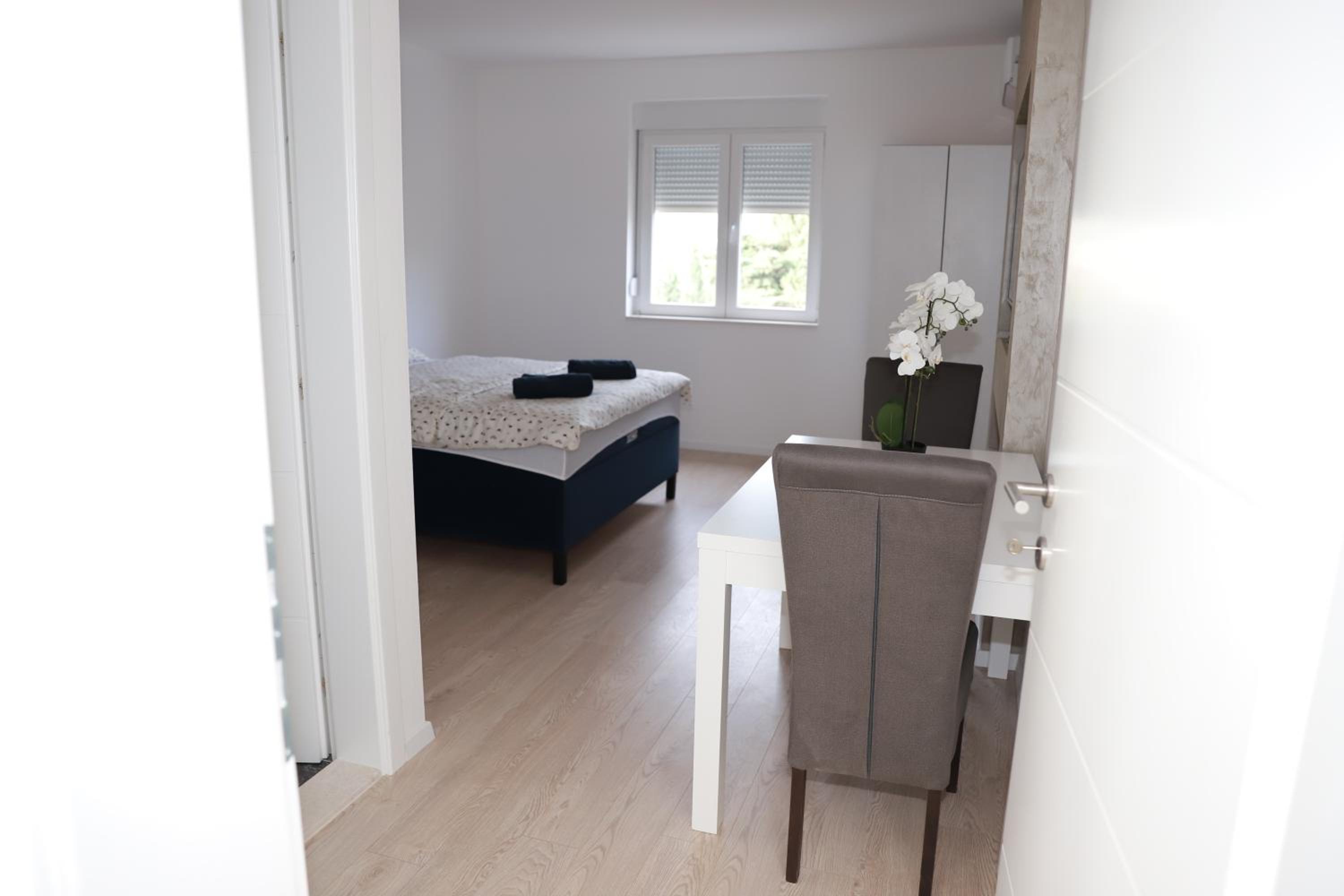 Apartmani Lara