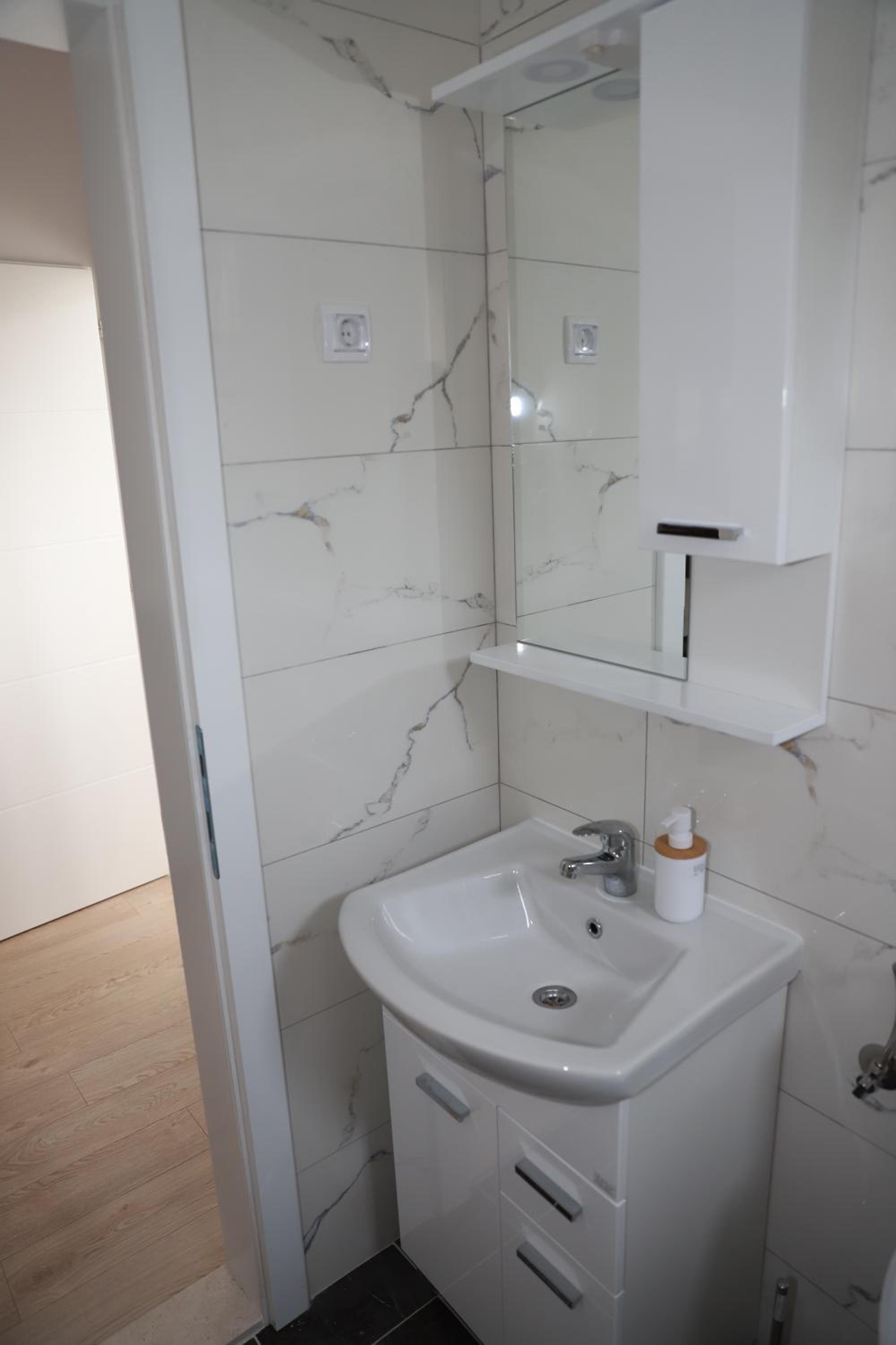 Apartmani Lara
