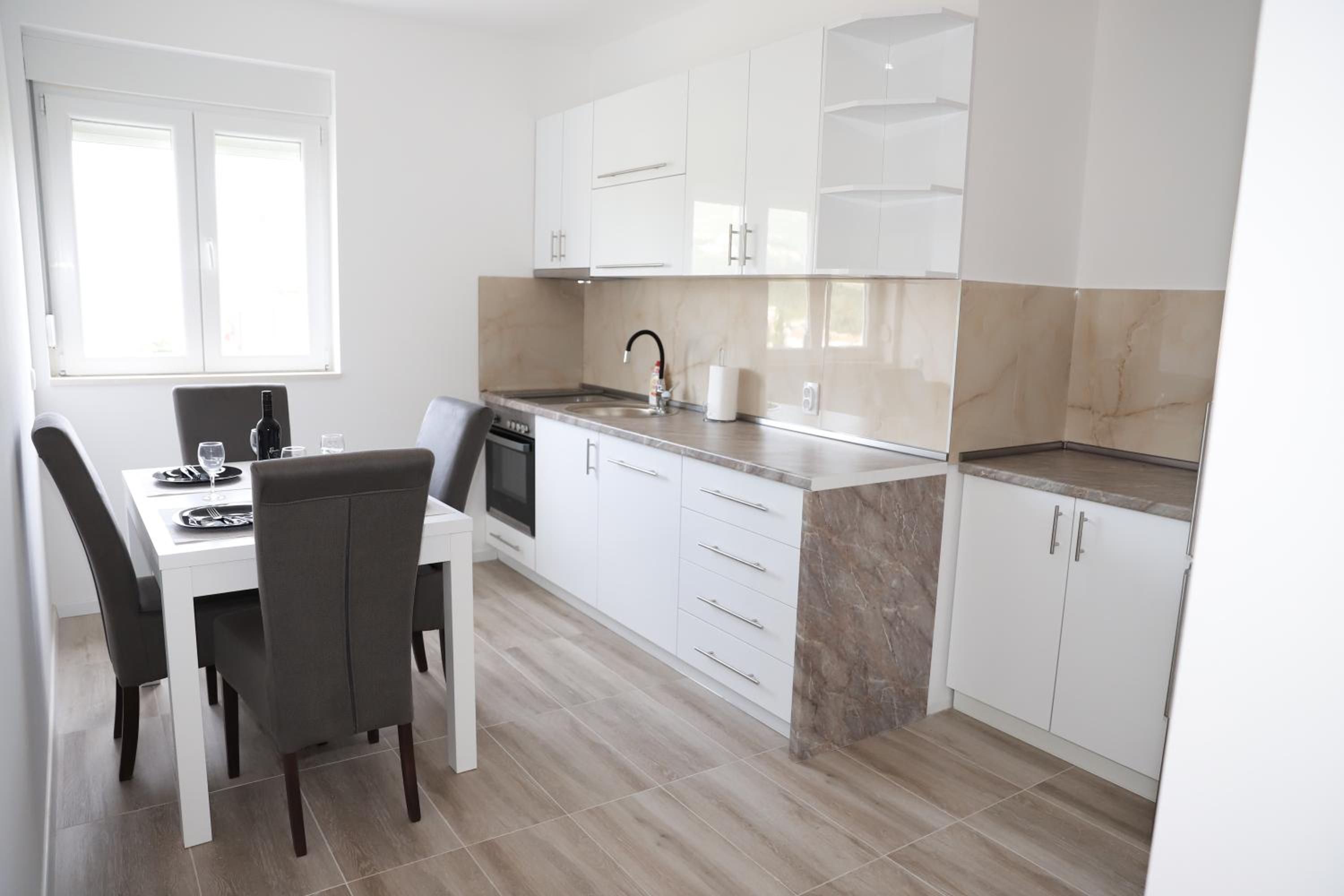 Apartmani Lara