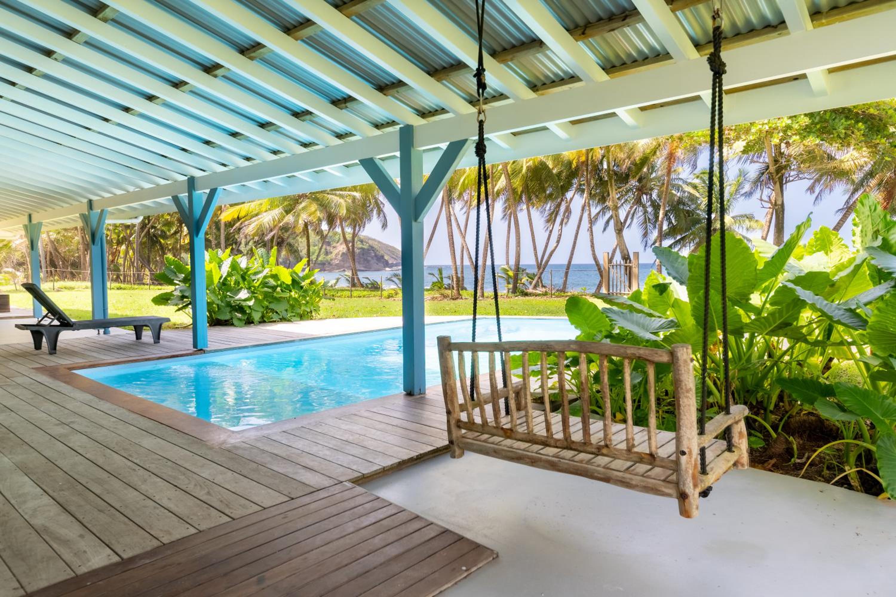 Maison d'Ô Baie de Saint-Jacques, sur une plage sauvage view 5