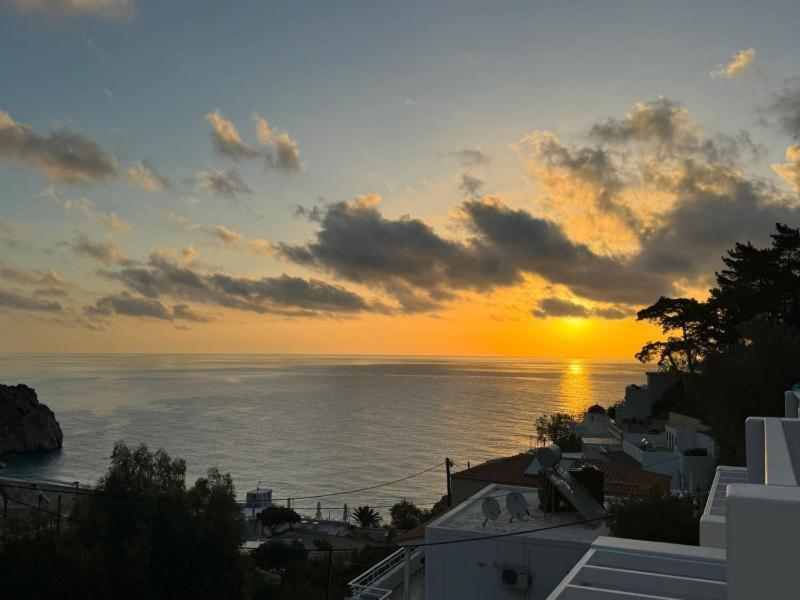 Enilion Luxury Suites
