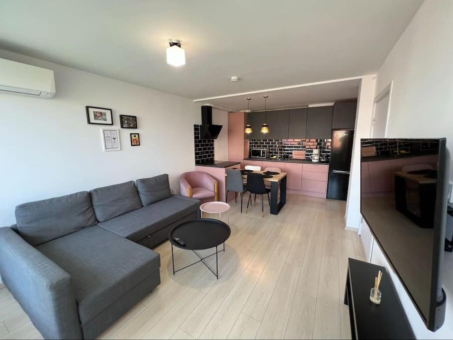 Modern 2 bedroom apartment in the heart of Varna