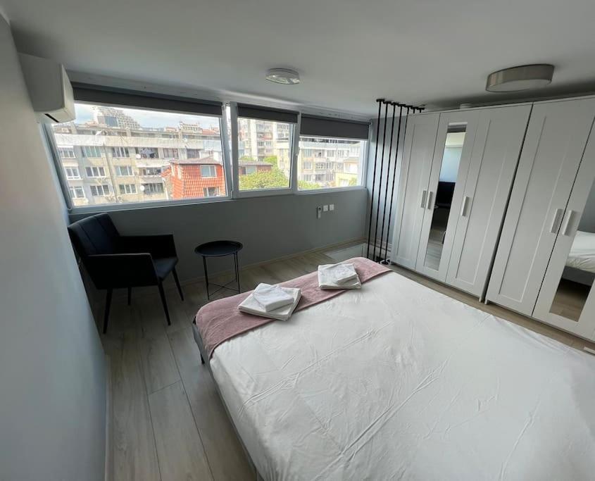 Modern 2 bedroom apartment in the heart of Varna