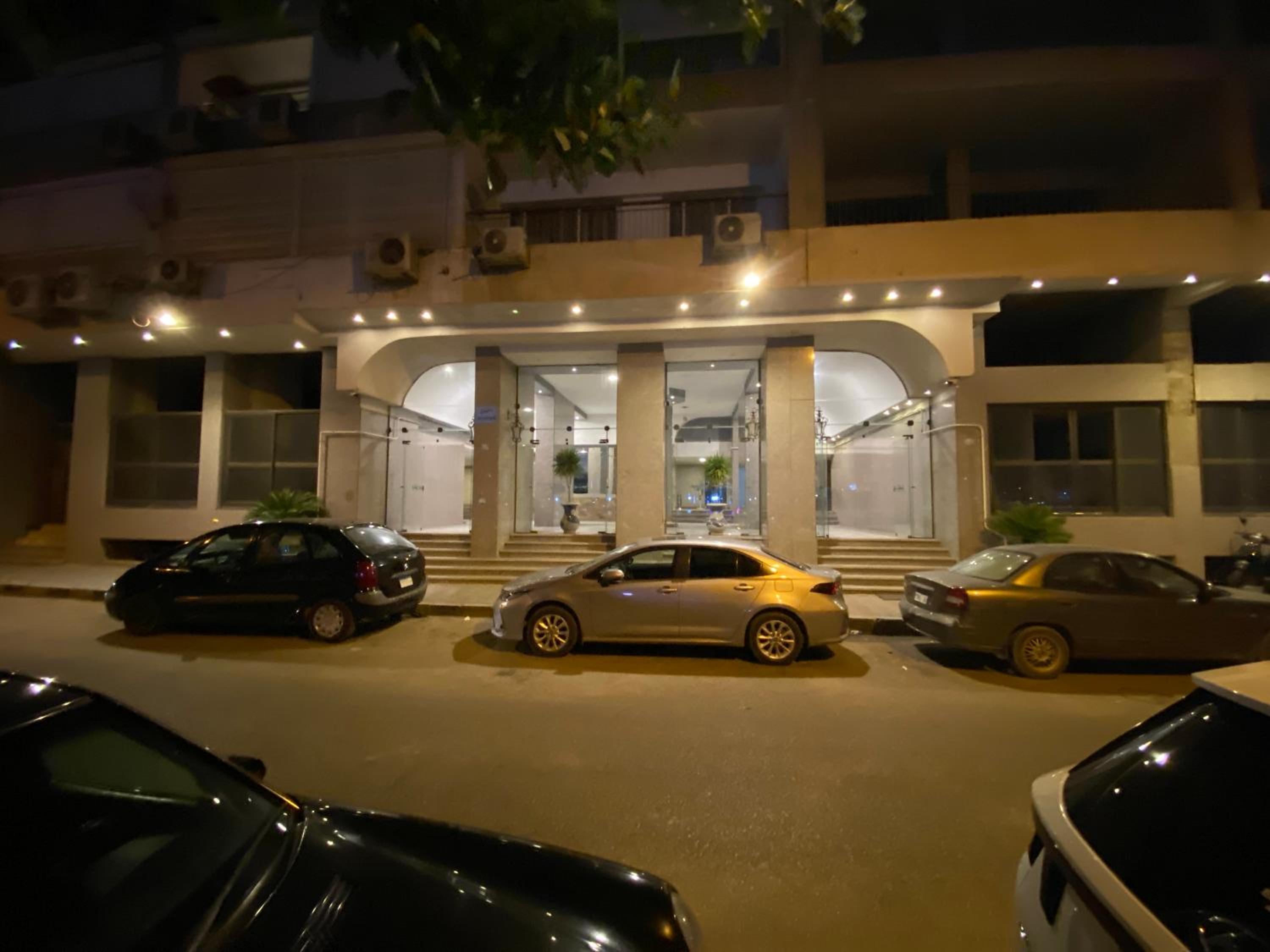 Apartment on the Nile