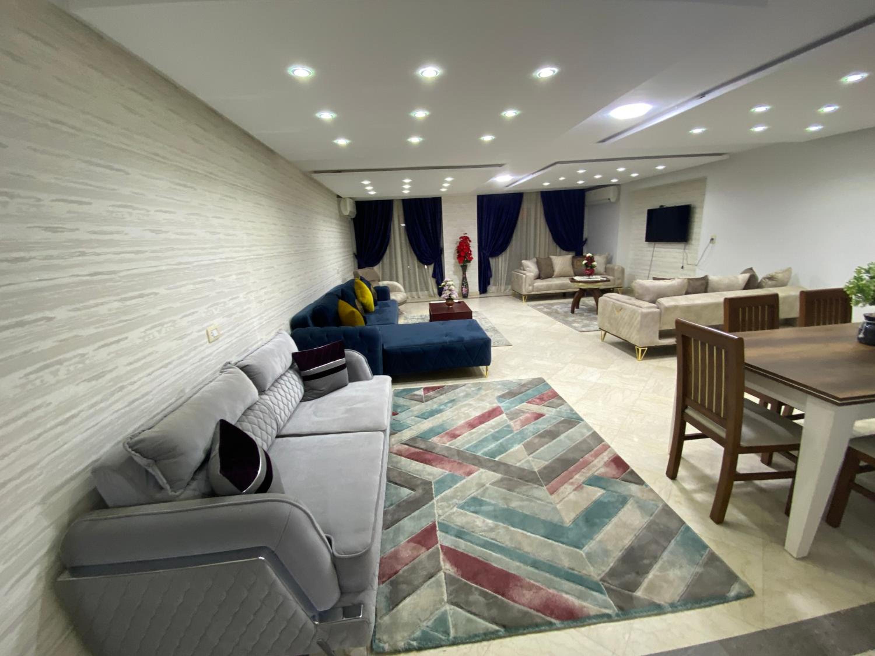 Apartment on the Nile