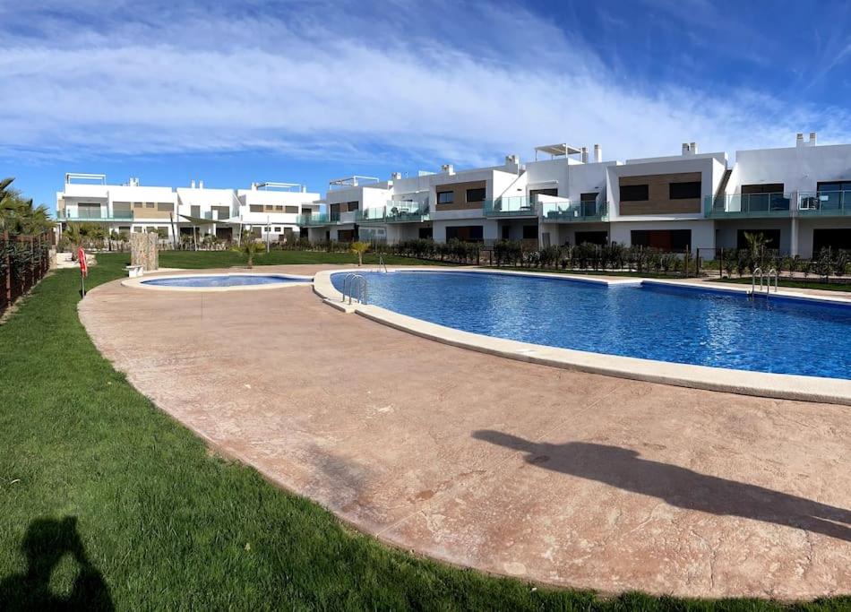 Casa Paloma Blanca