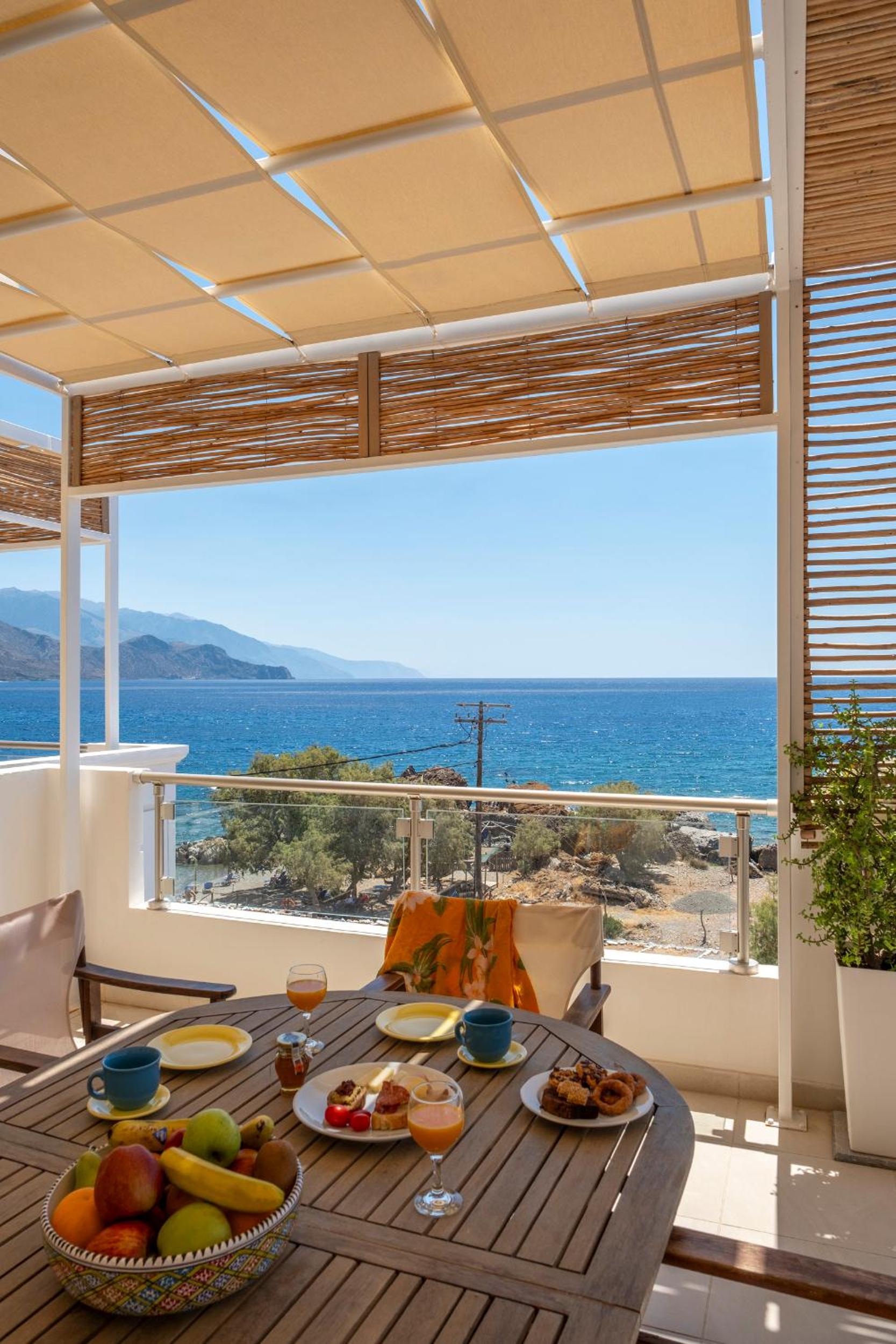 Aris Apartment photo 3