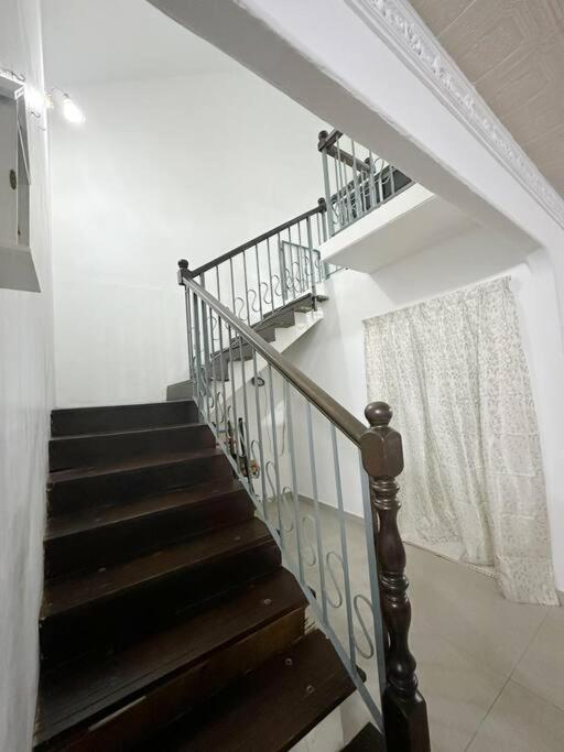 Homestay Serdang UPM MAEPS MARDI IOI CITY MALL - MOSLEM ONLY photo 3