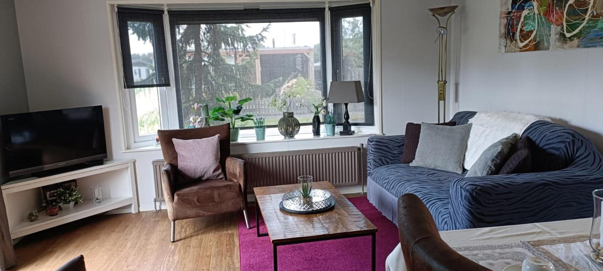 Chalet with 2 bedrooms for 4 people for rent in Hoorn Netherlands