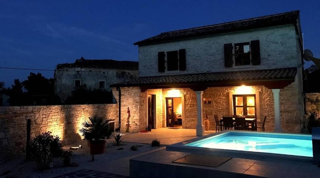 Ferienhaus Villa Emilja view 2