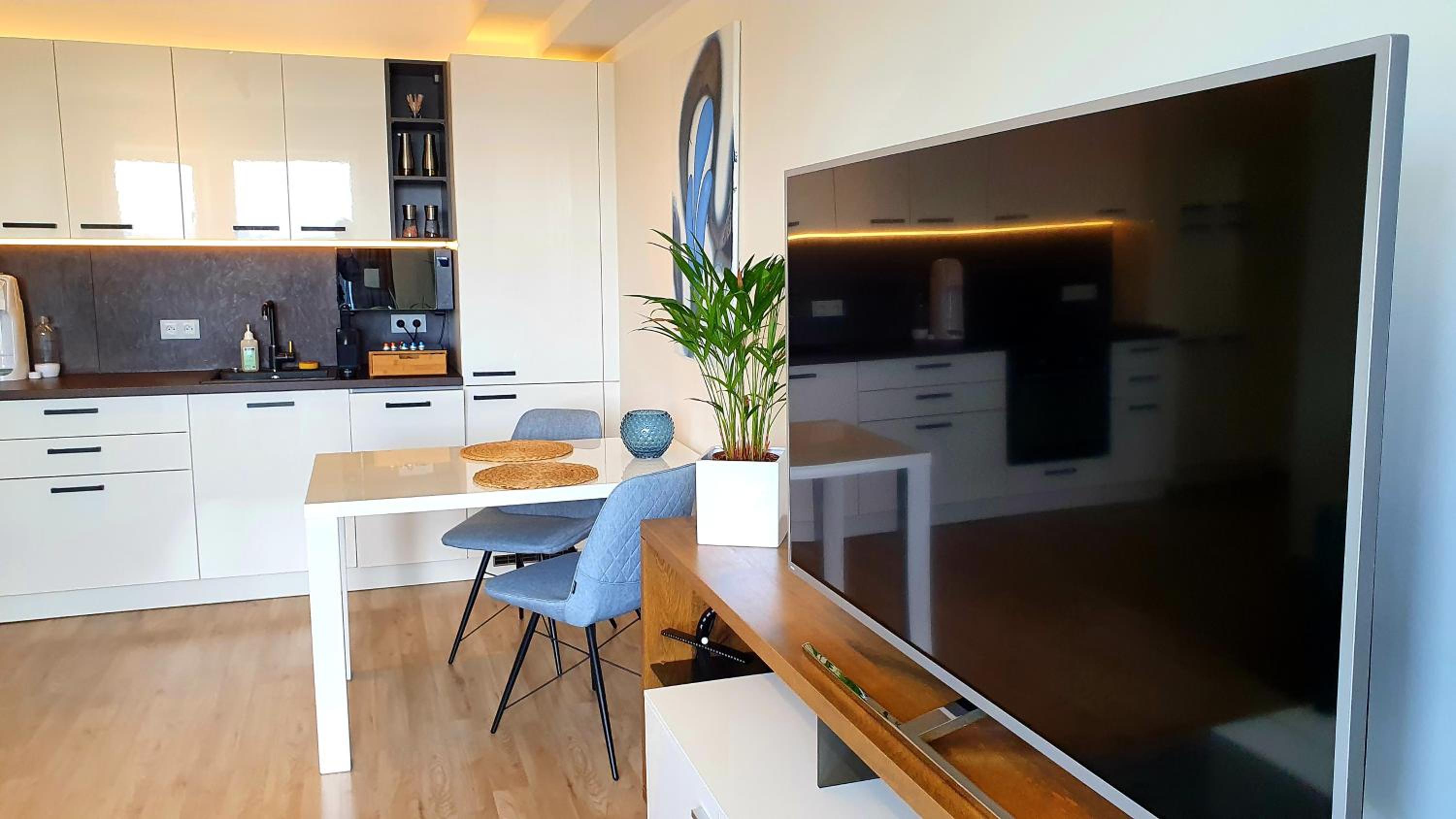LUXURY APARTMENT VBLOKU