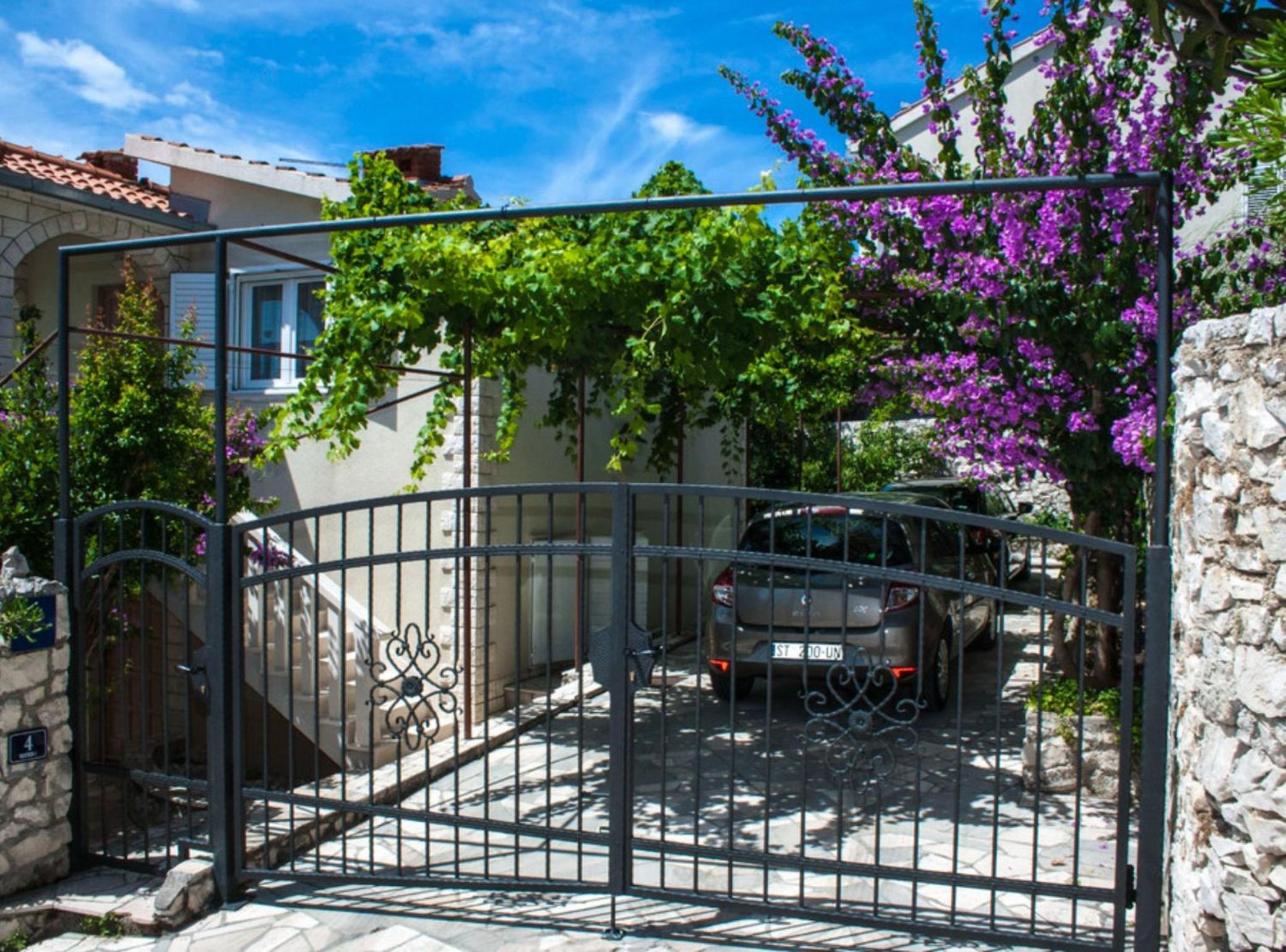 Apartment Villa Daniela view 5