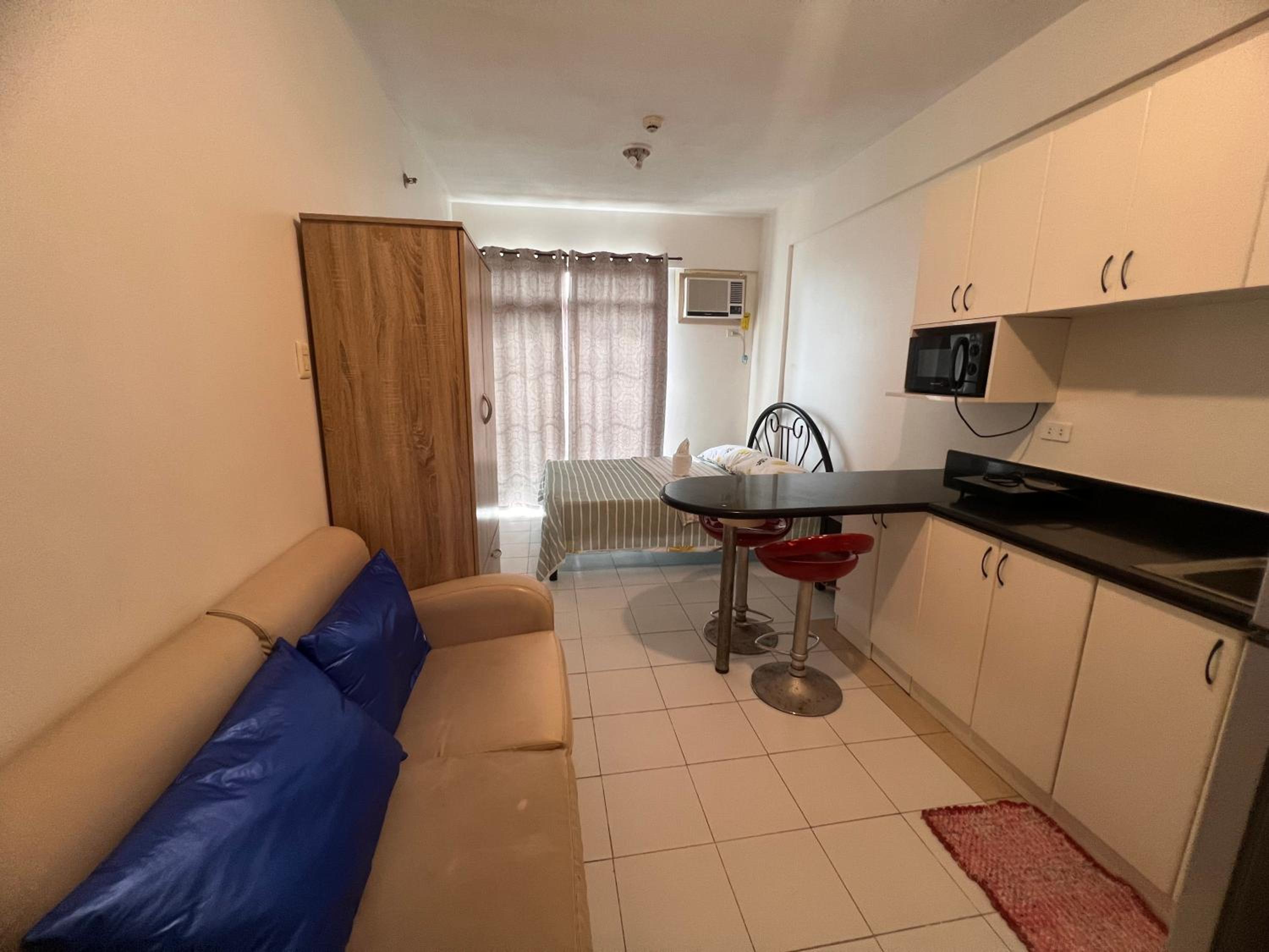 Studio unit for rent view 4