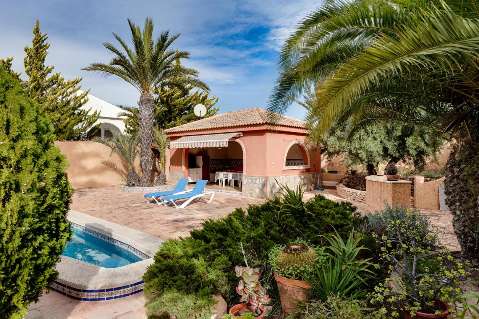 Apartamento Esclusivo con Piscina e Giardino