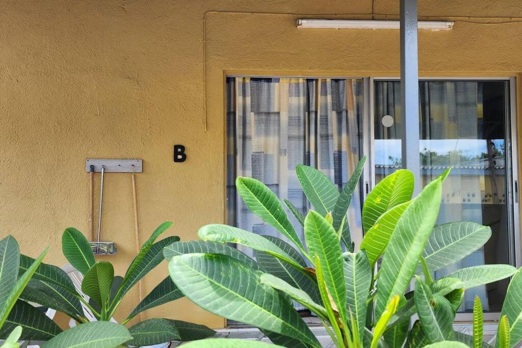 Veeris Apartments