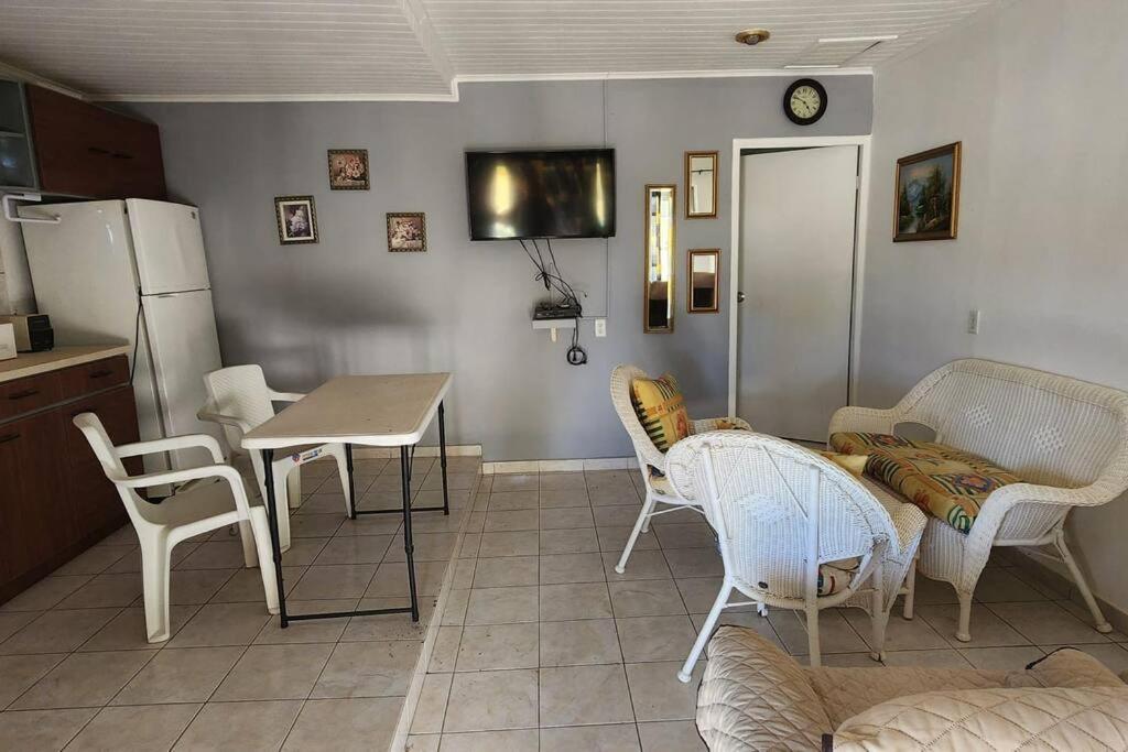 Veeris Apartments
