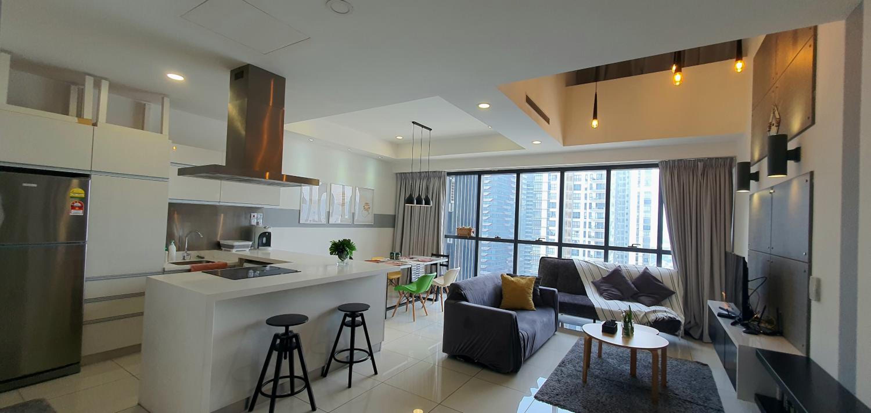 MCity Ampang (Room in shared apartment)