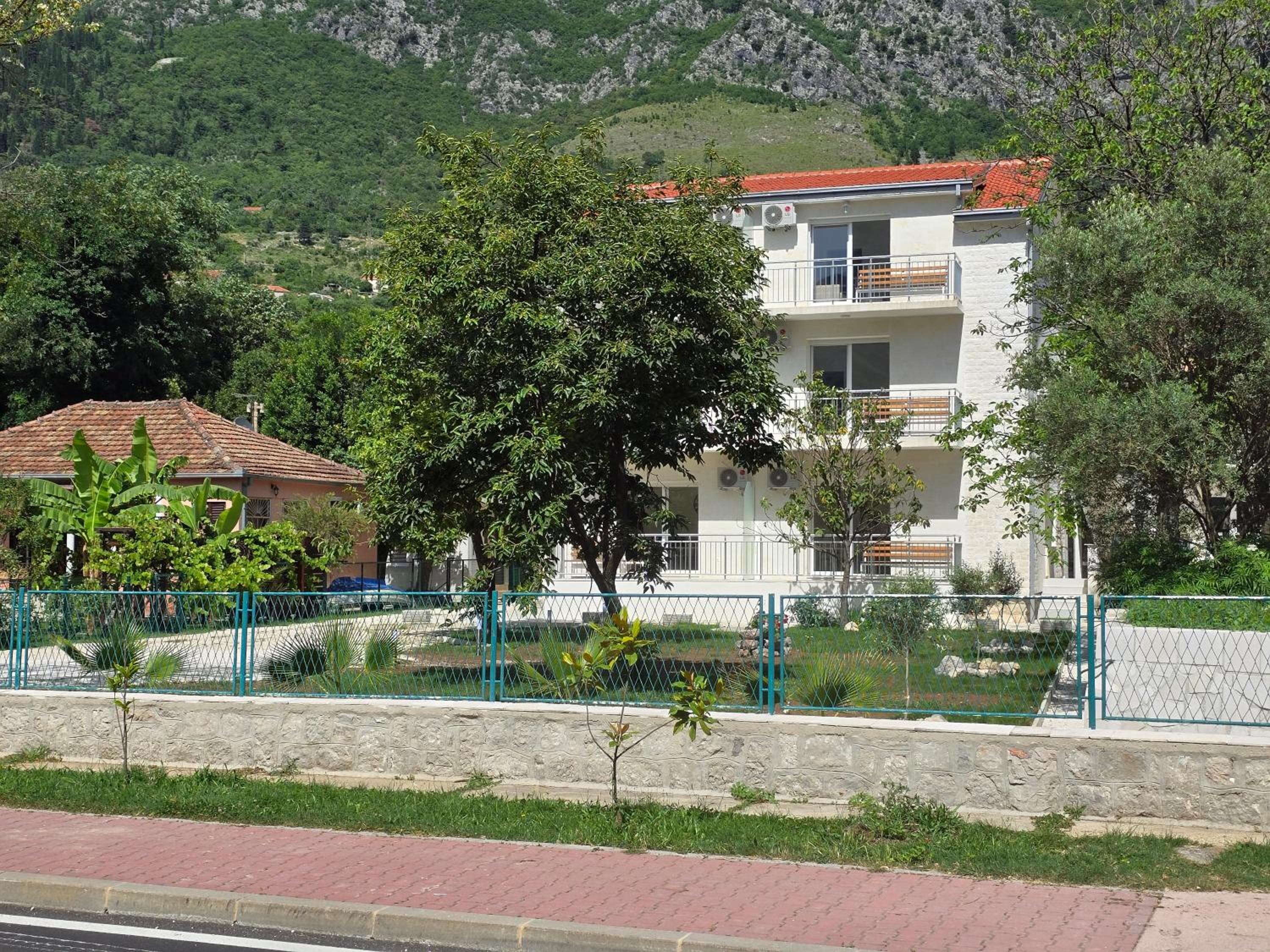 Villa BOJANA AS Aparments Risan view 5
