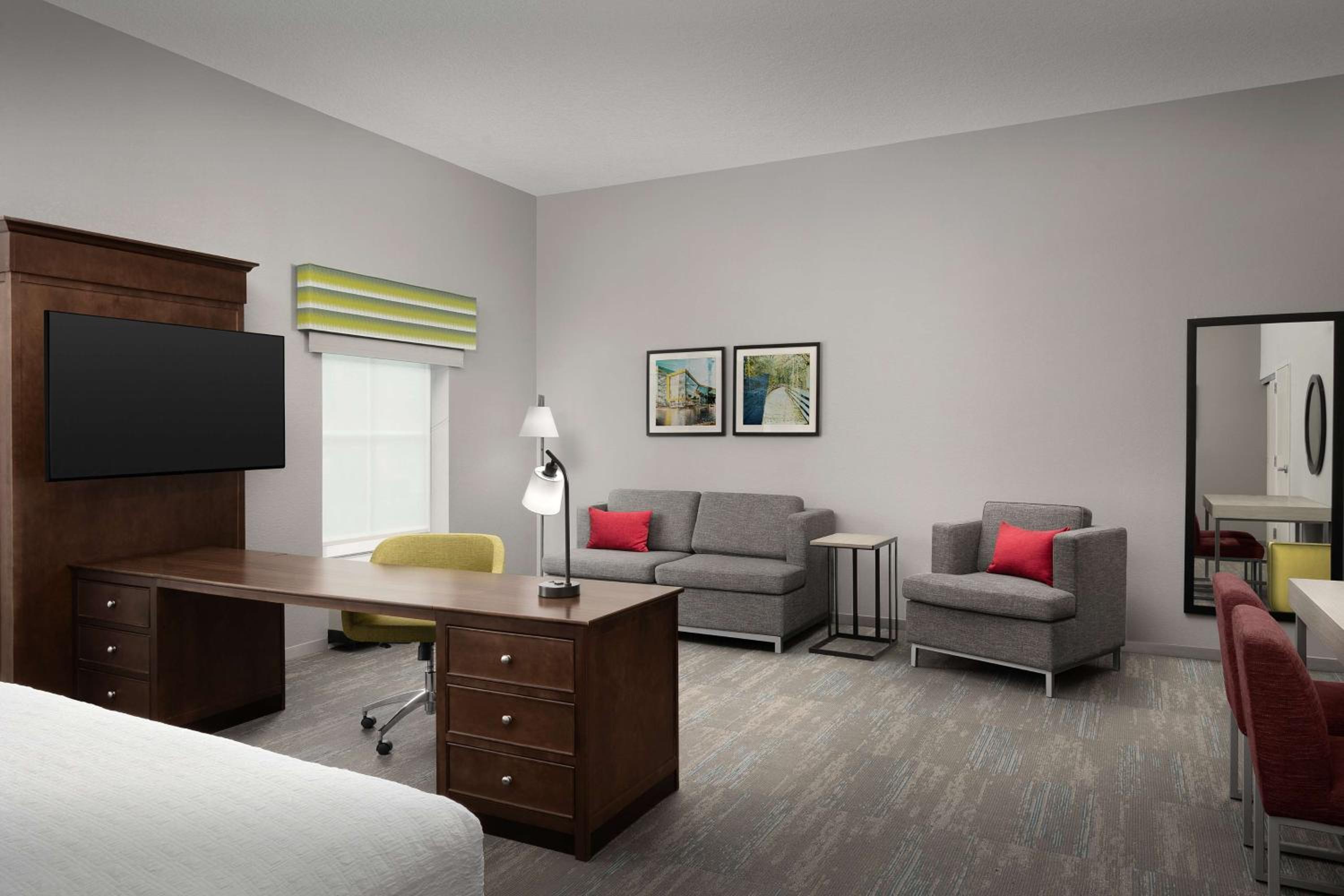 Orlando Vacations - Hampton Inn  Suites Orlando North Altamonte Springs - Property Image 7