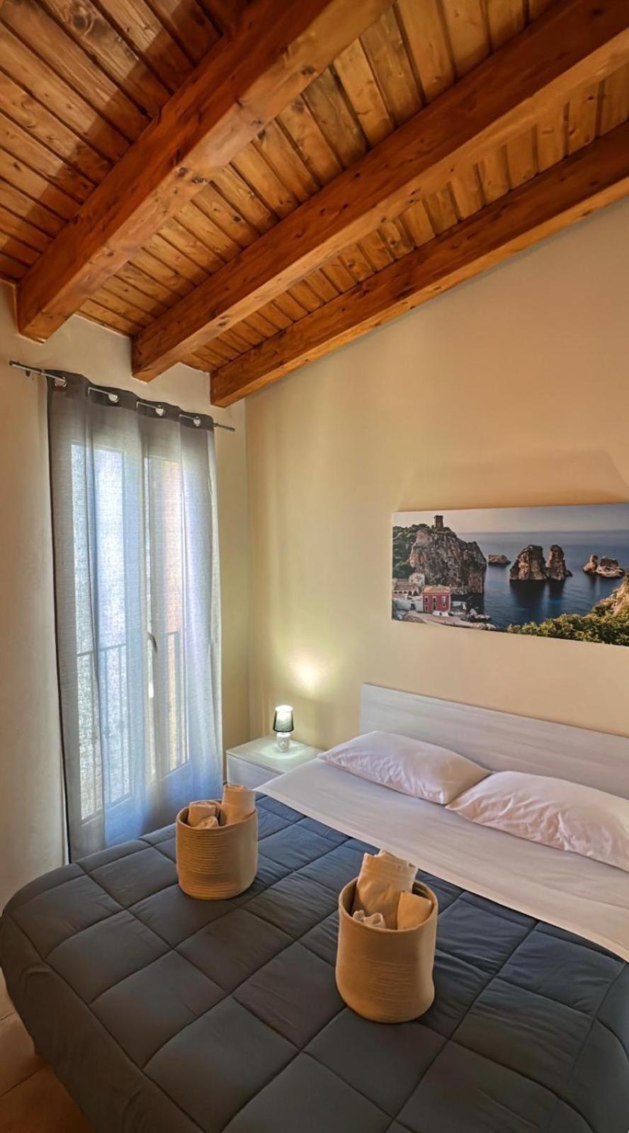 Domus Mea Apartments